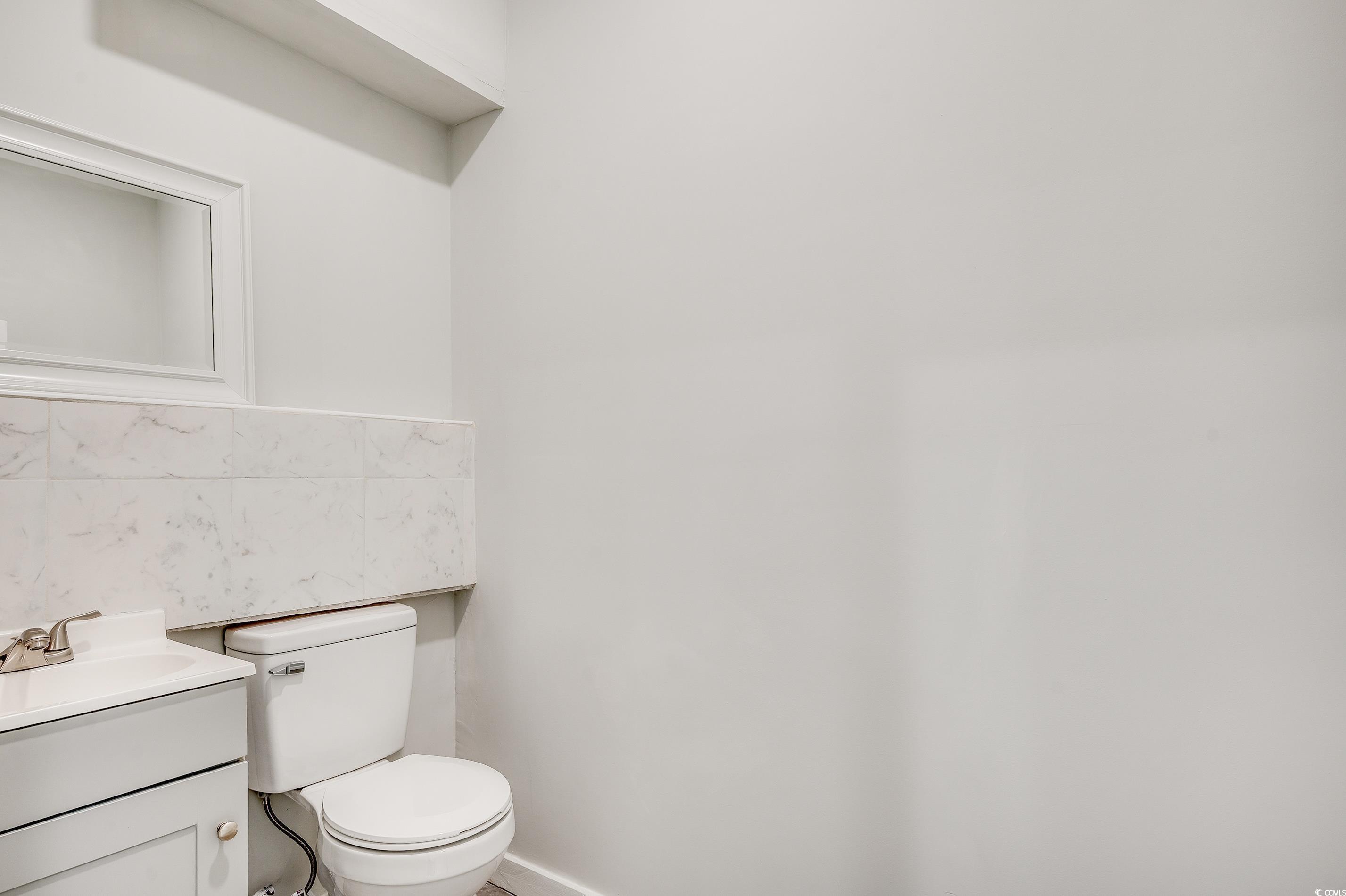 5002 Watergate Dr. Property Photo 19