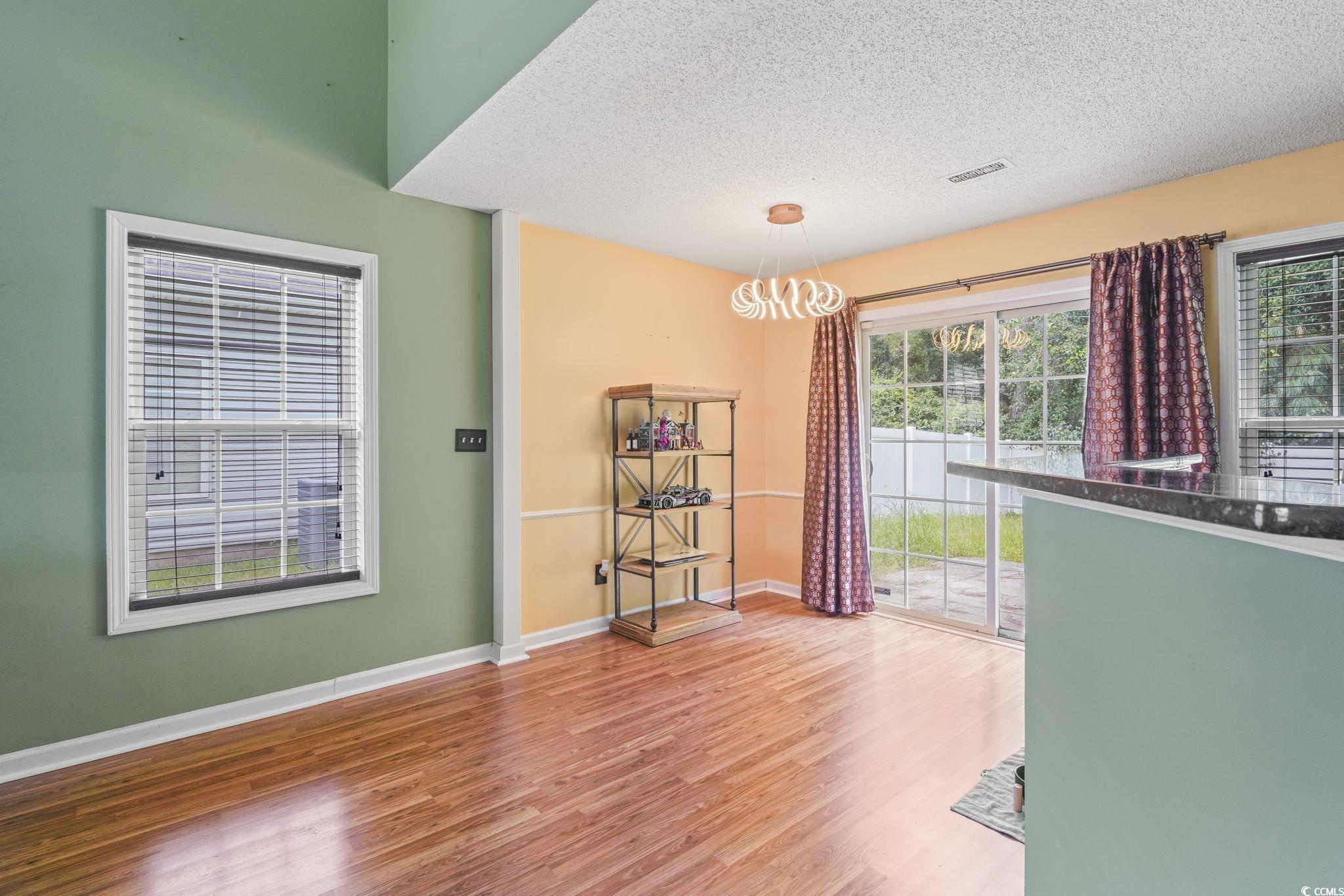 486 Wallingford Circle Property Photo 6