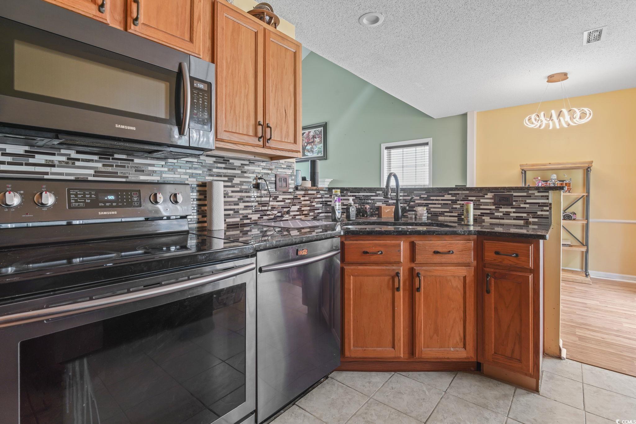 486 Wallingford Circle Property Photo 12