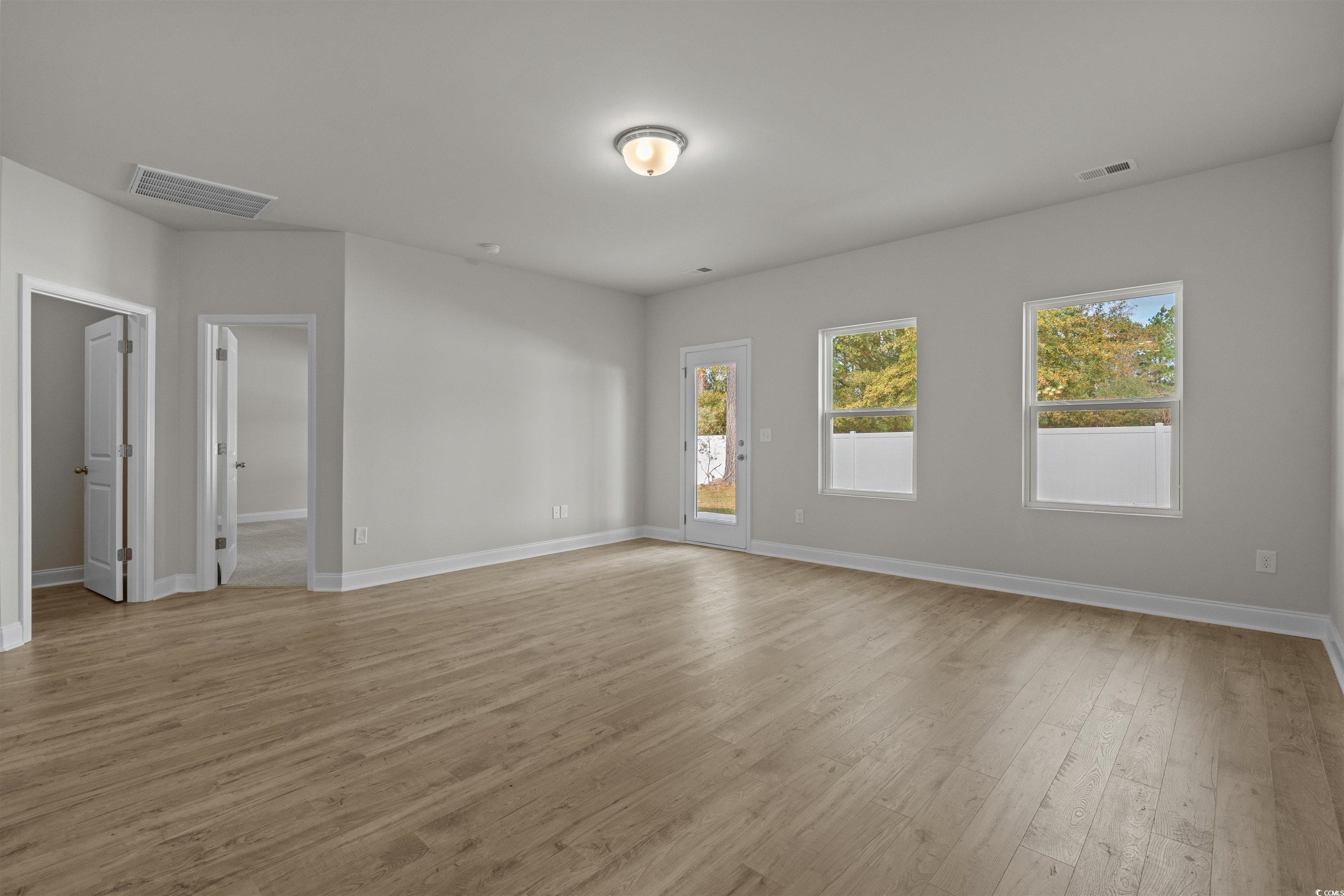 2485 Campton Loop Property Photo 8