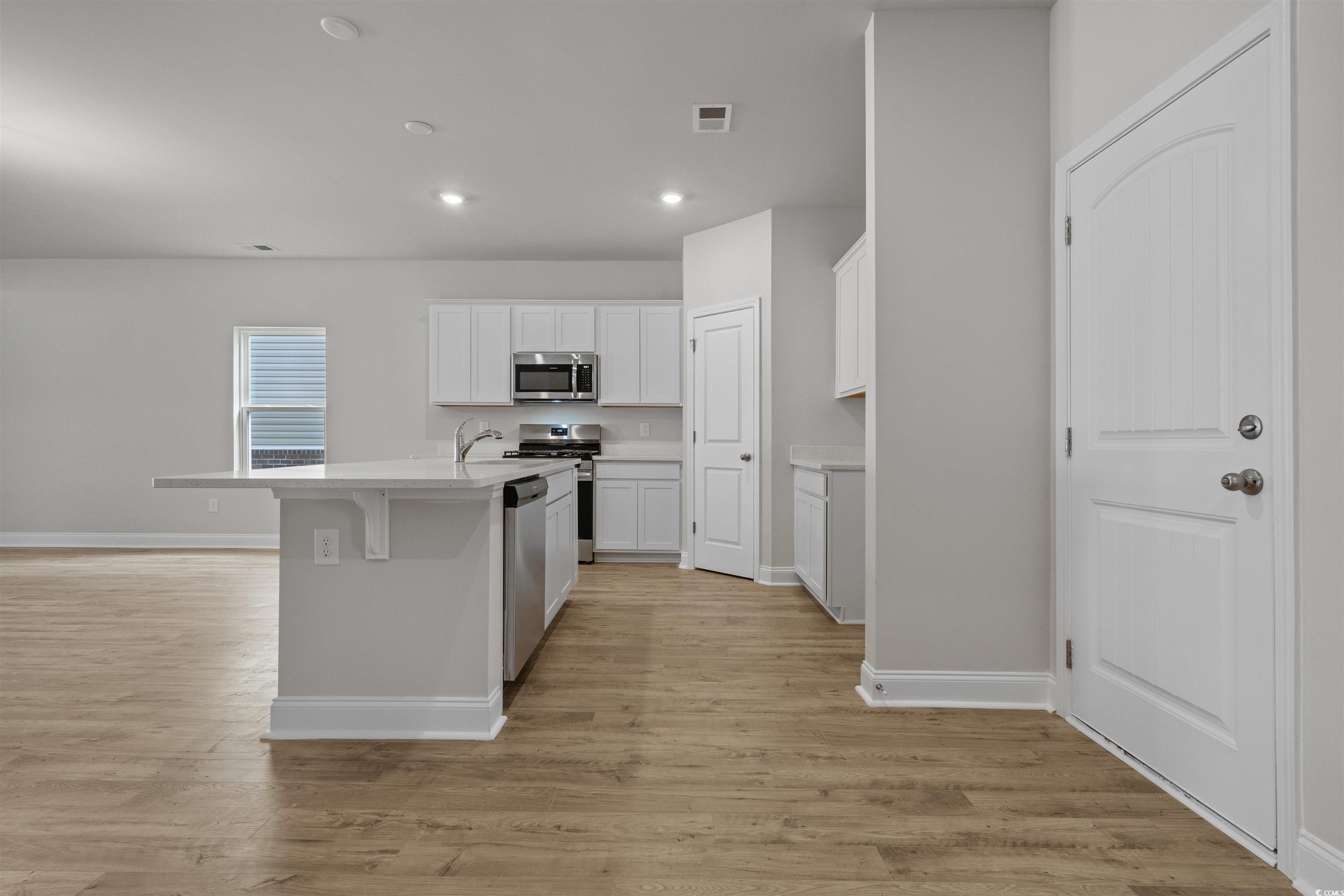 2485 Campton Loop Property Photo 14