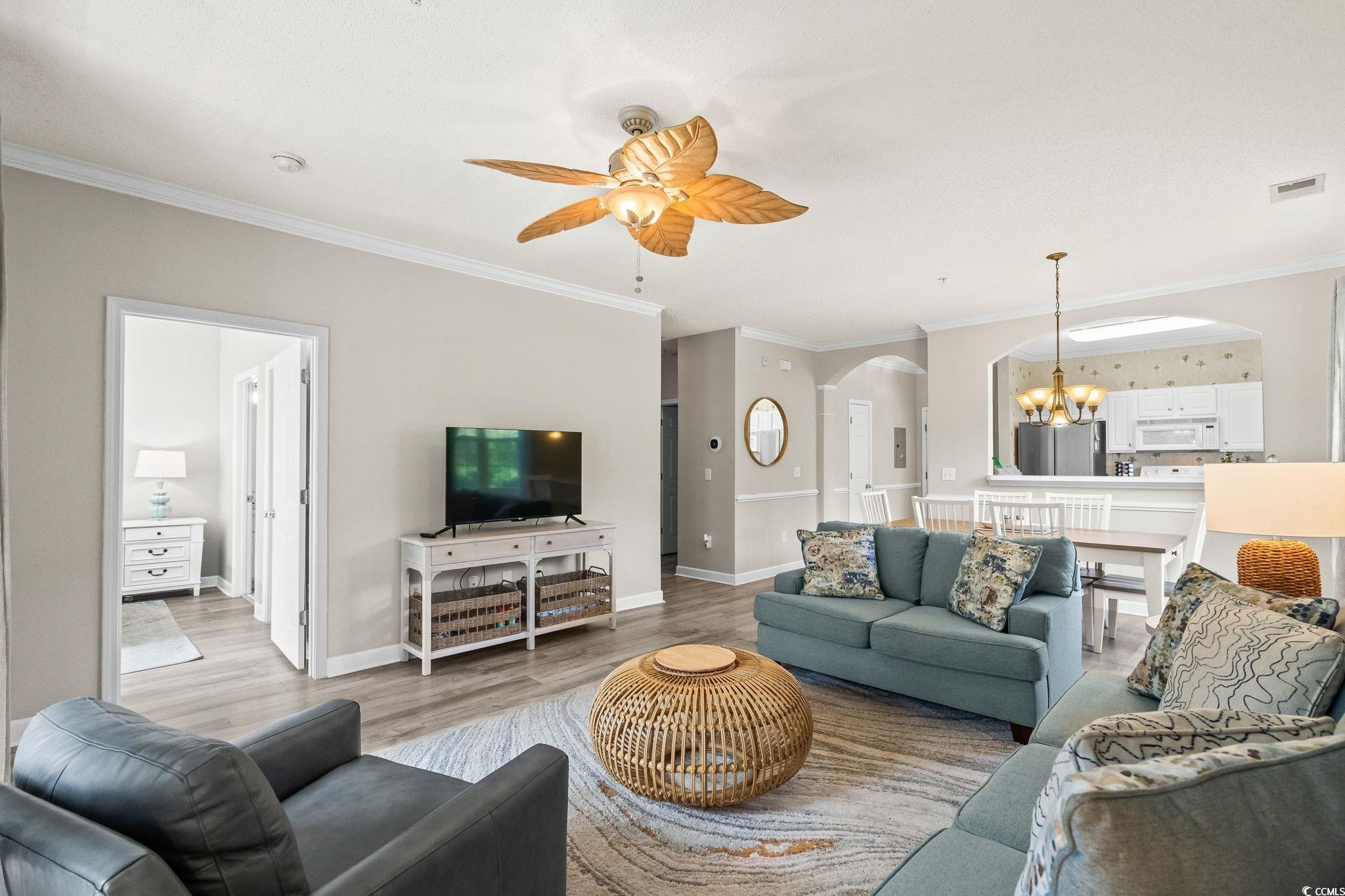 6015 Catalina Dr. Property Photo 9