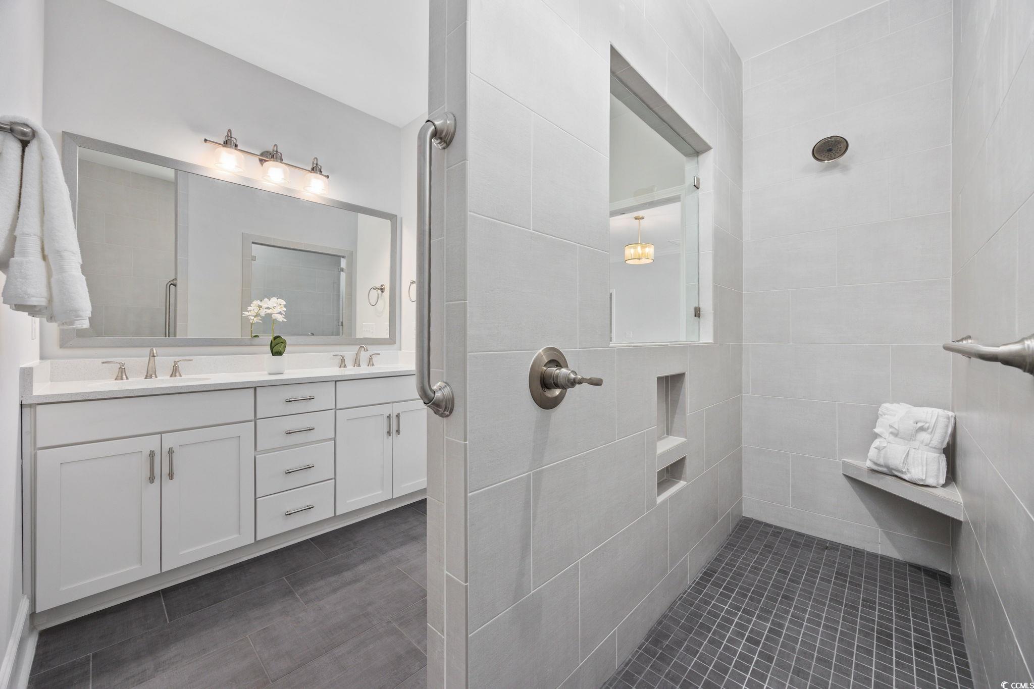 150 Black Water Dr. Property Photo 18