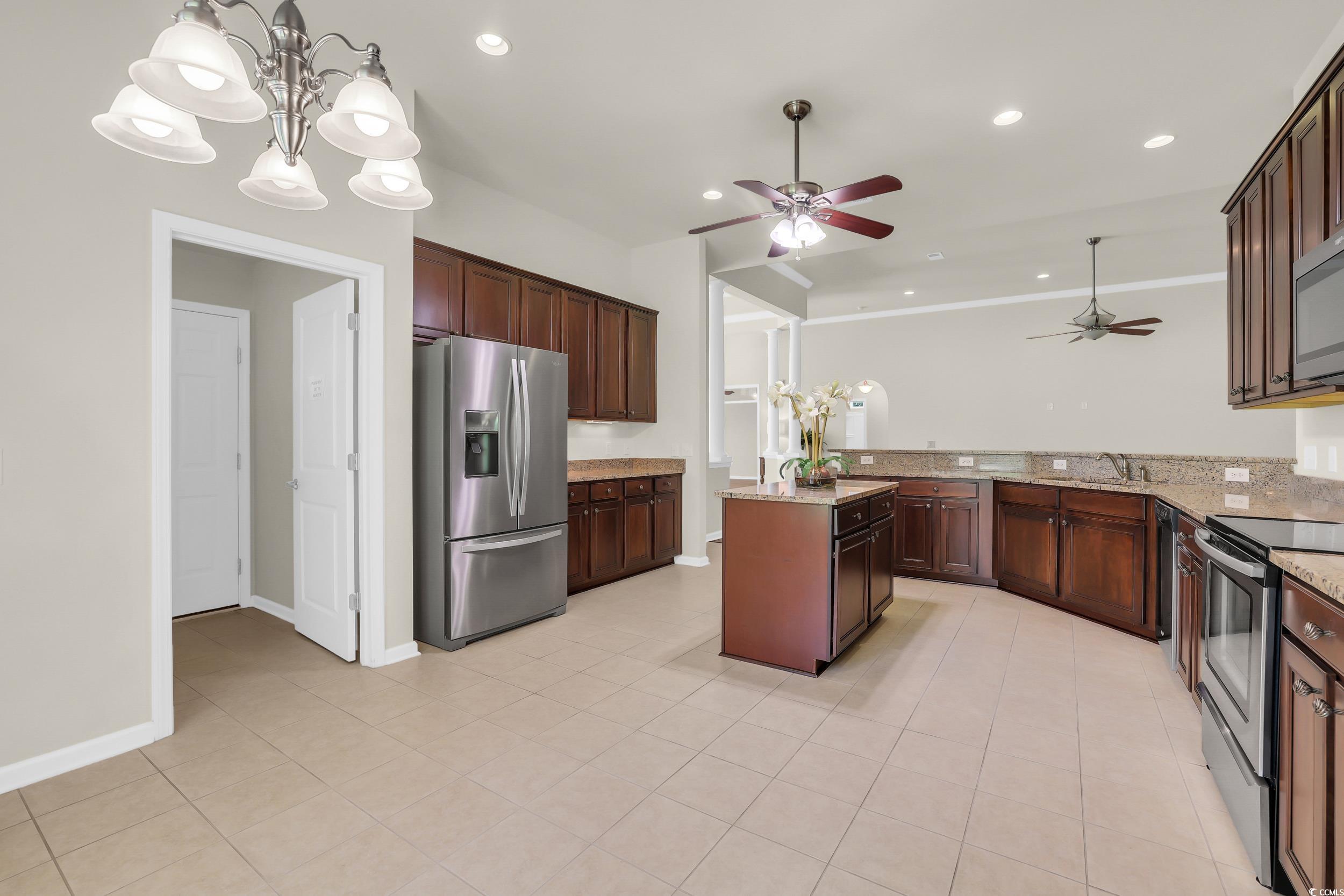 9 Grovecrest Dr. Property Photo 18