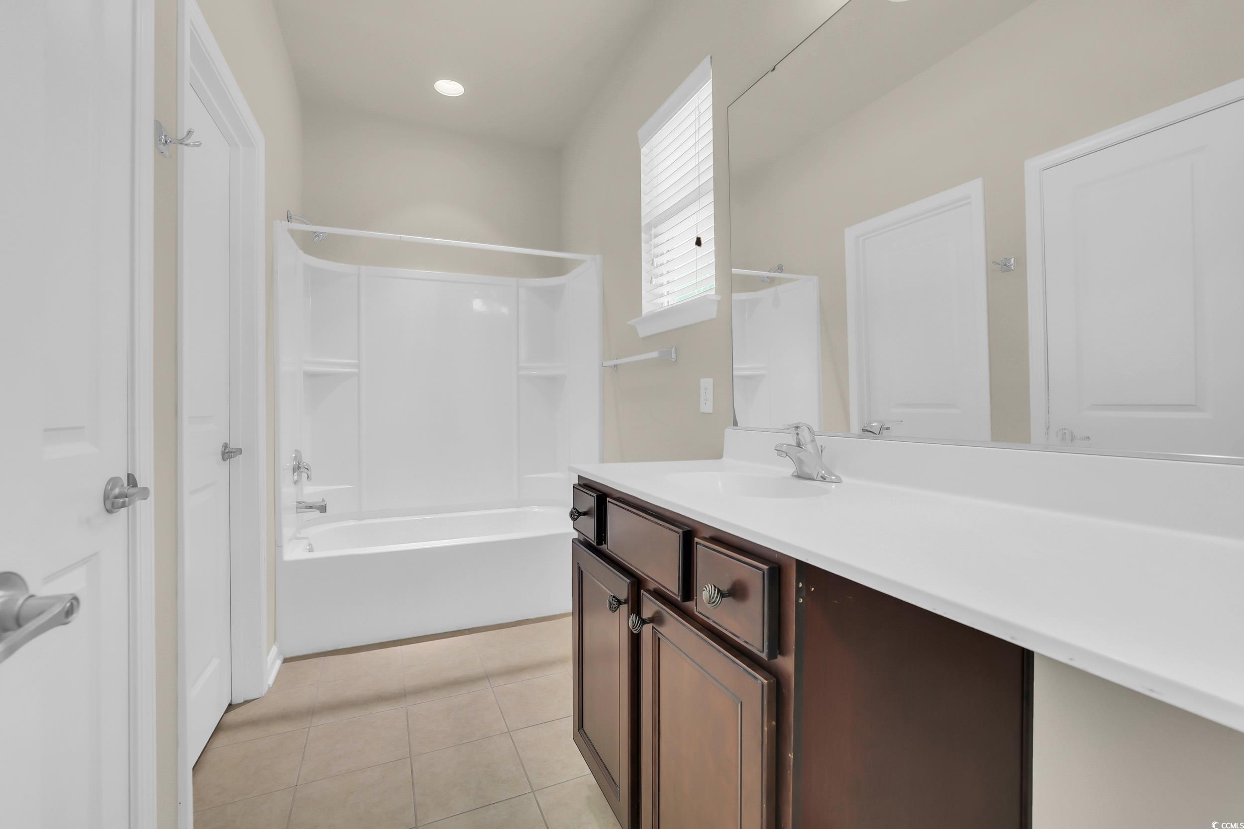 9 Grovecrest Dr. Property Photo 27