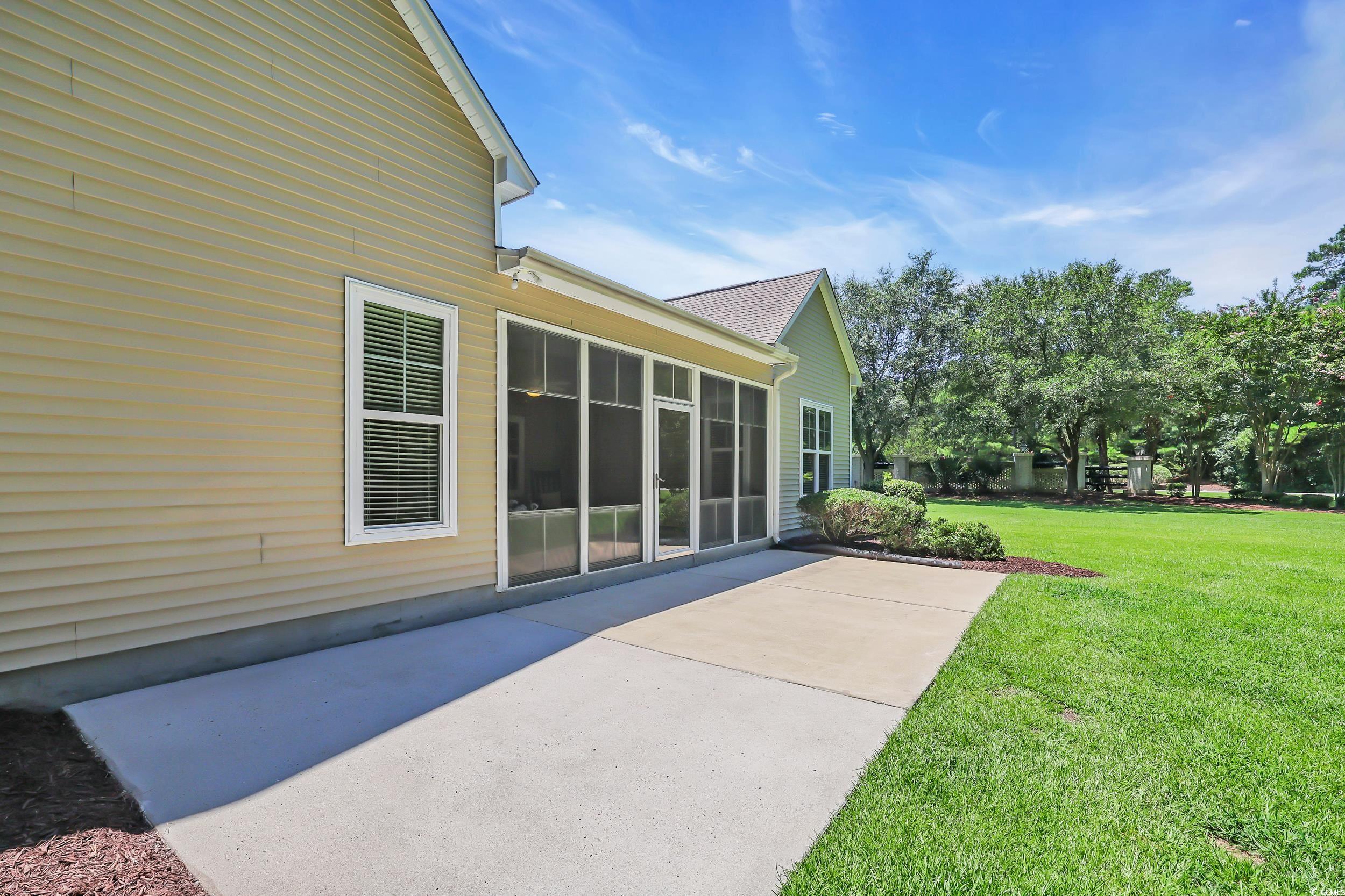 9 Grovecrest Dr. Property Photo 32