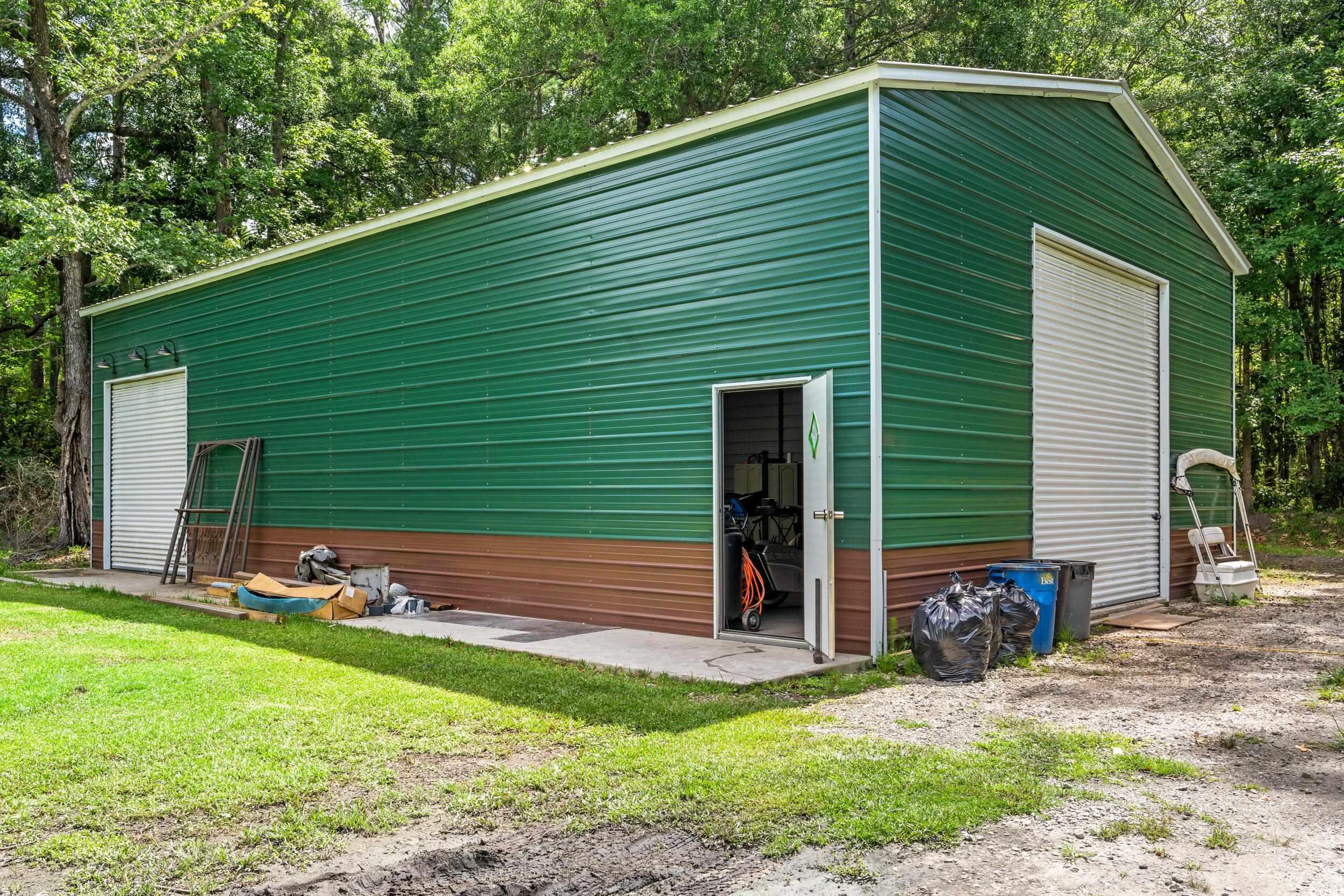 3974 North Fraser St. Property Photo 6