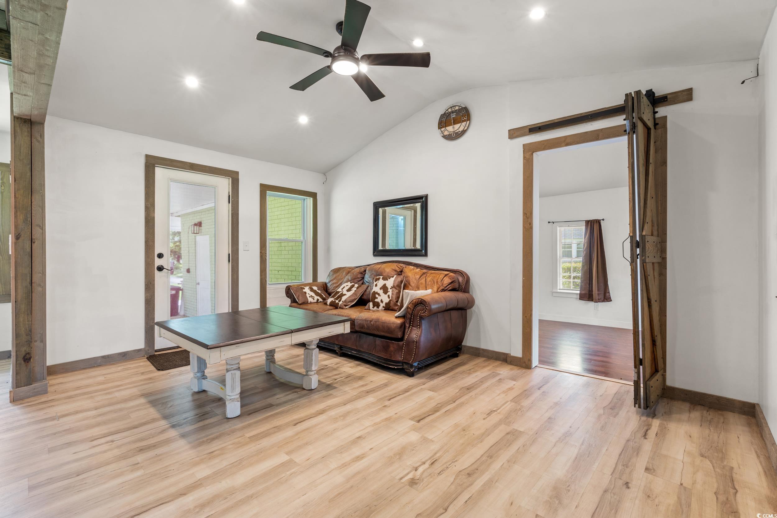 3974 North Fraser St. Property Photo 8