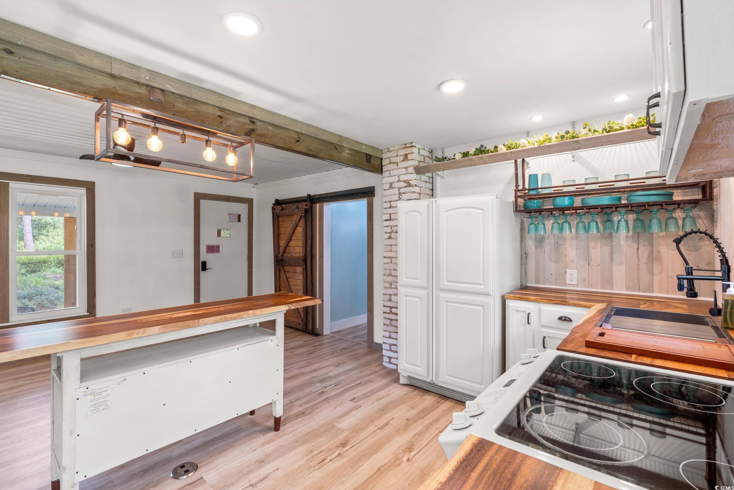 3974 North Fraser St. Property Photo 10