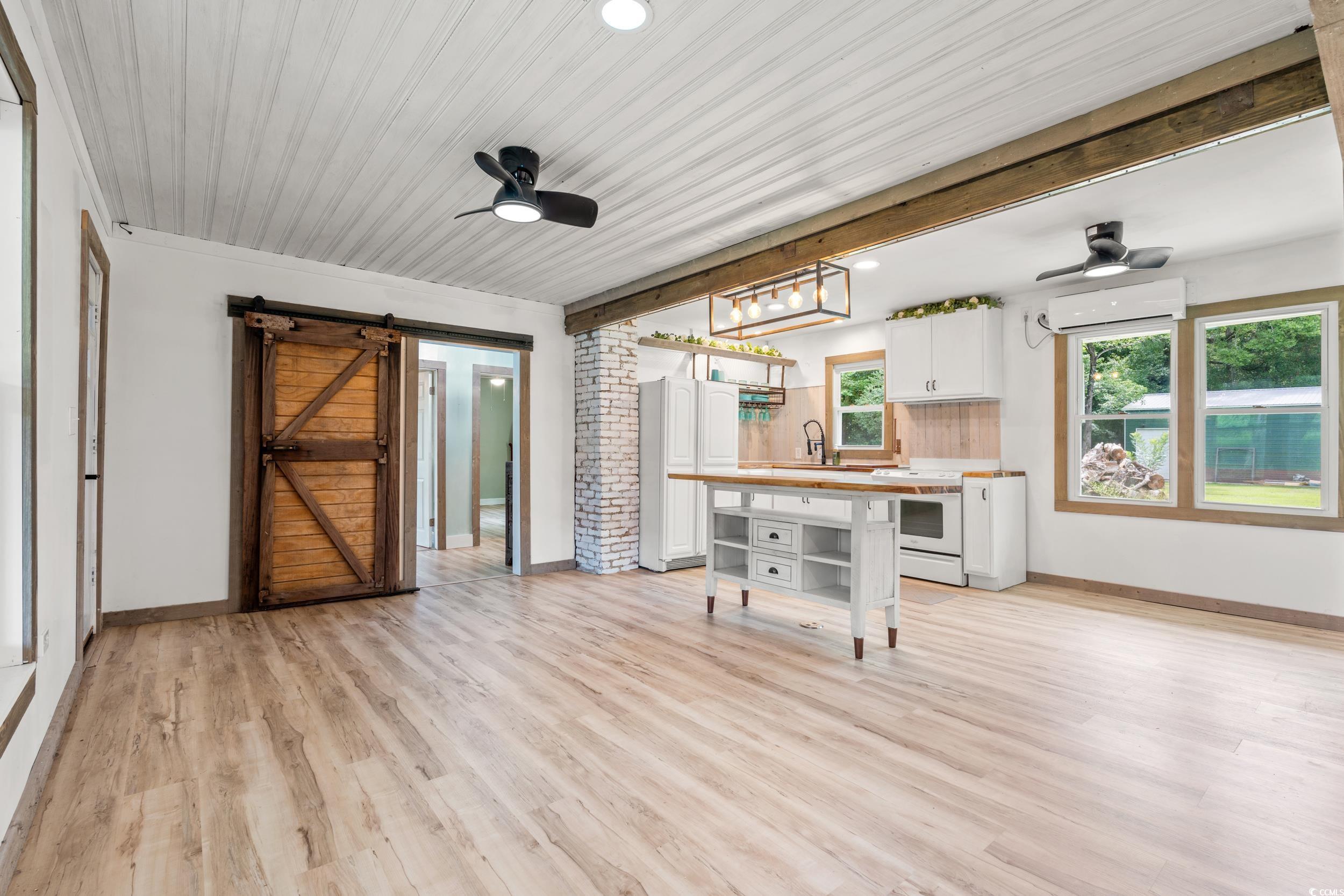 3974 North Fraser St. Property Photo 11