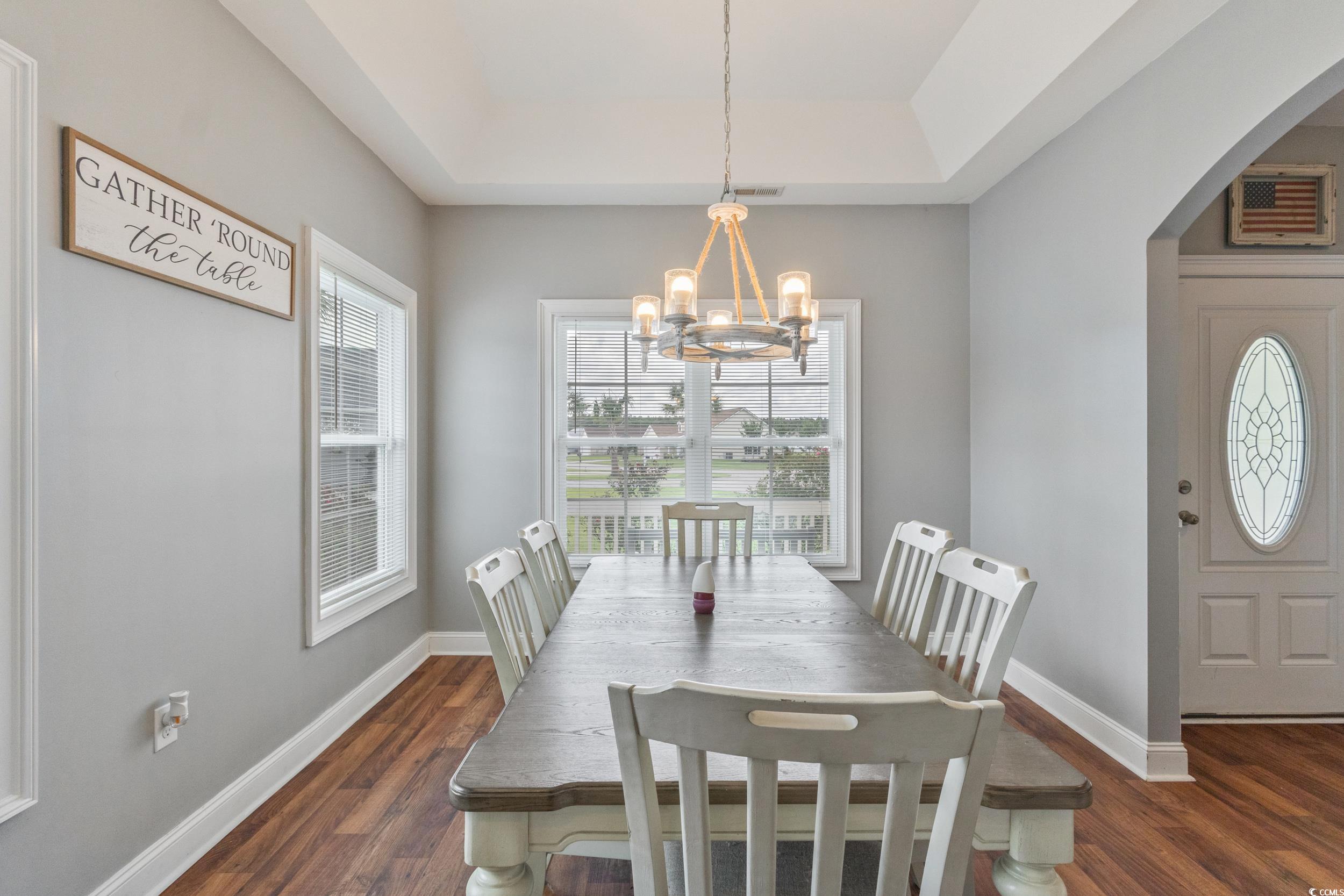 221 Maple Oak Dr. Property Photo 2