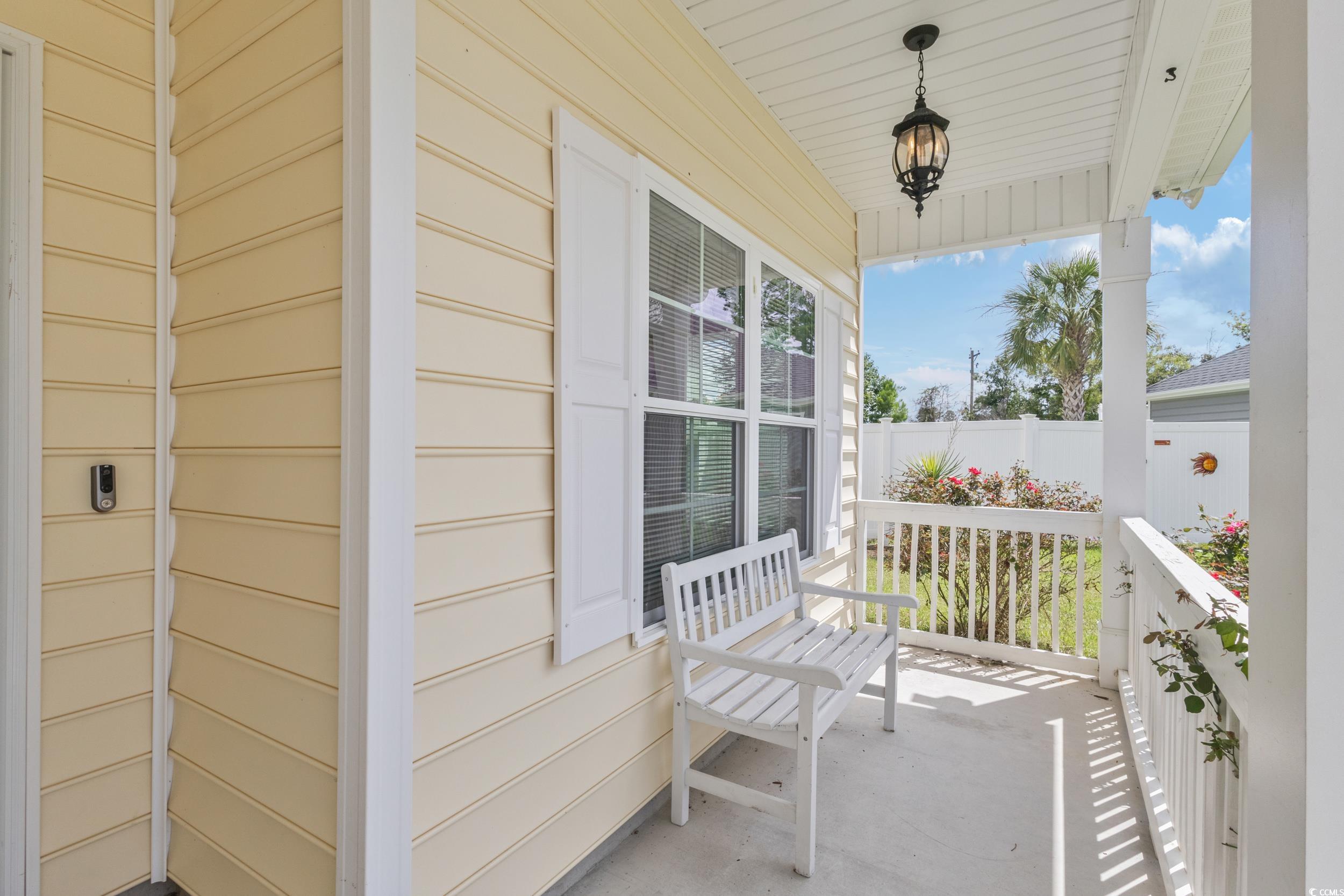 221 Maple Oak Dr. Property Photo 10