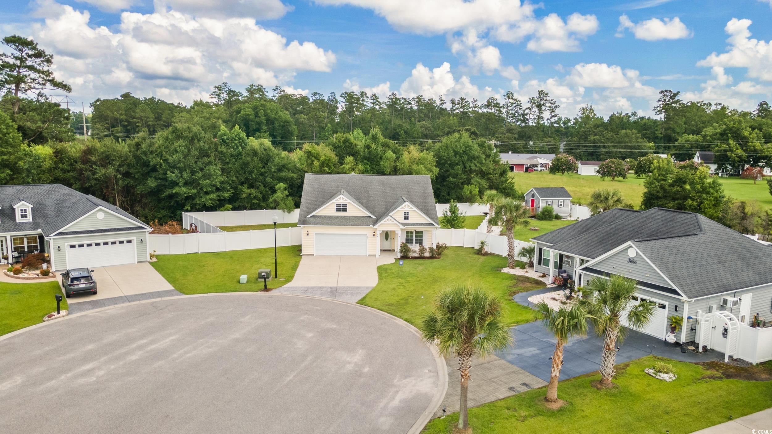 221 Maple Oak Dr. Property Photo 29