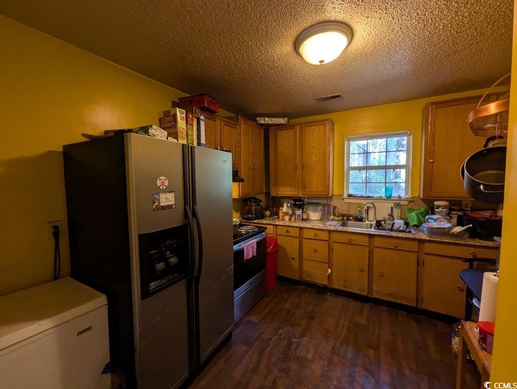 662 Main Rd Property Photo 3