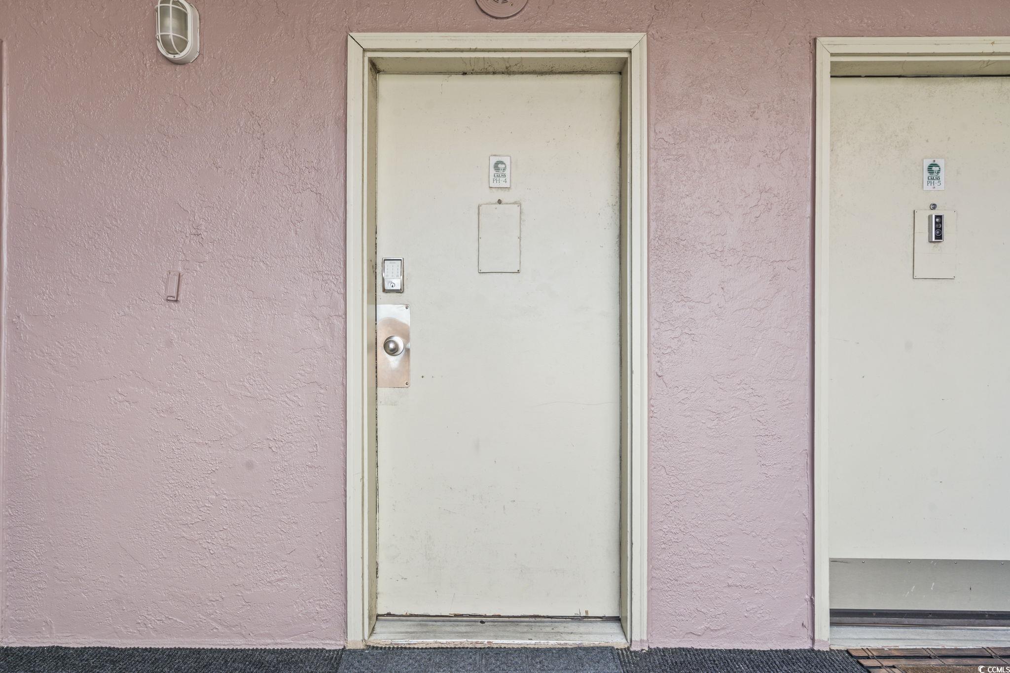 2406 N Ocean Blvd. Property Photo 2