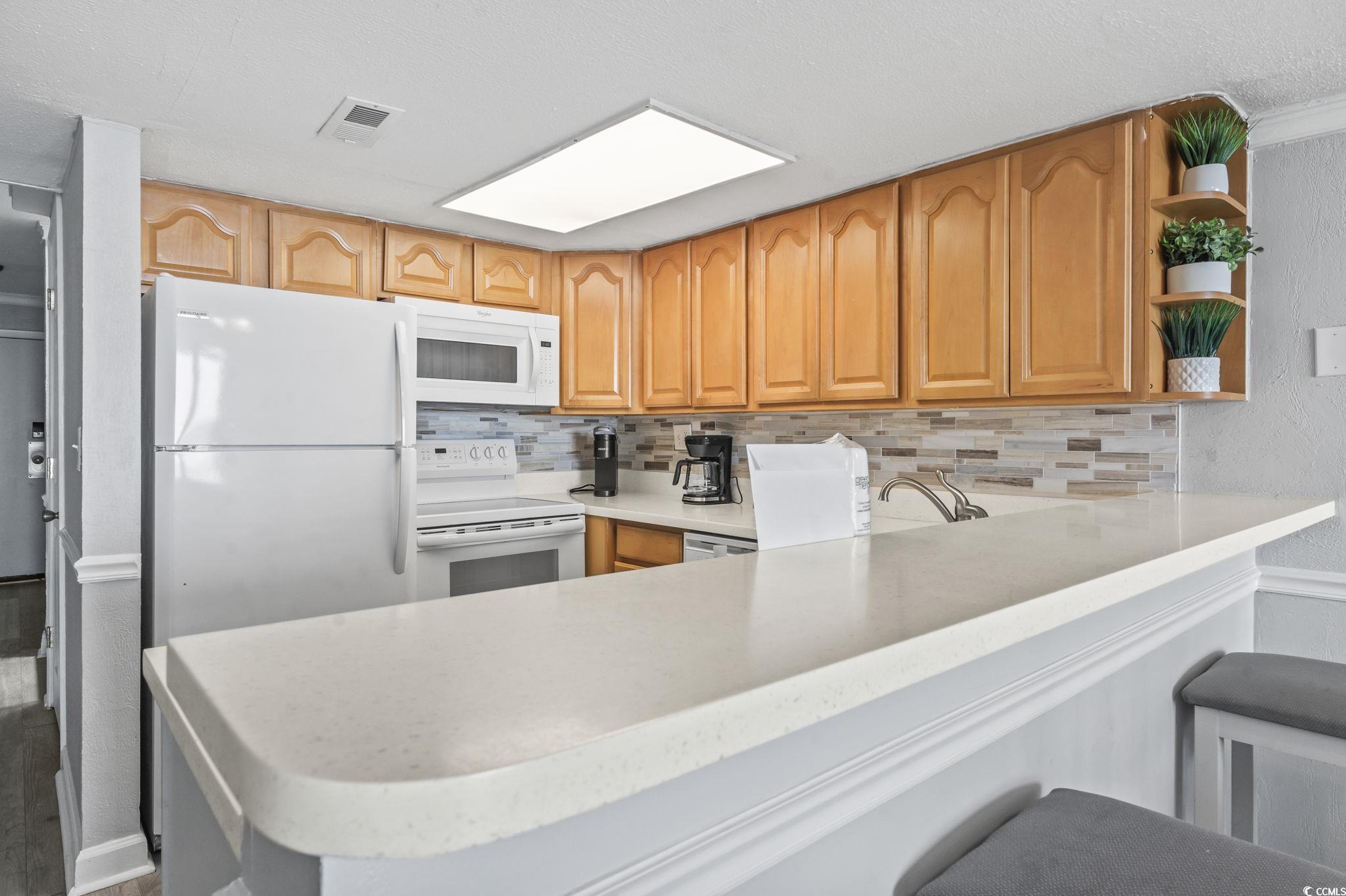 2406 N Ocean Blvd. Property Photo 10