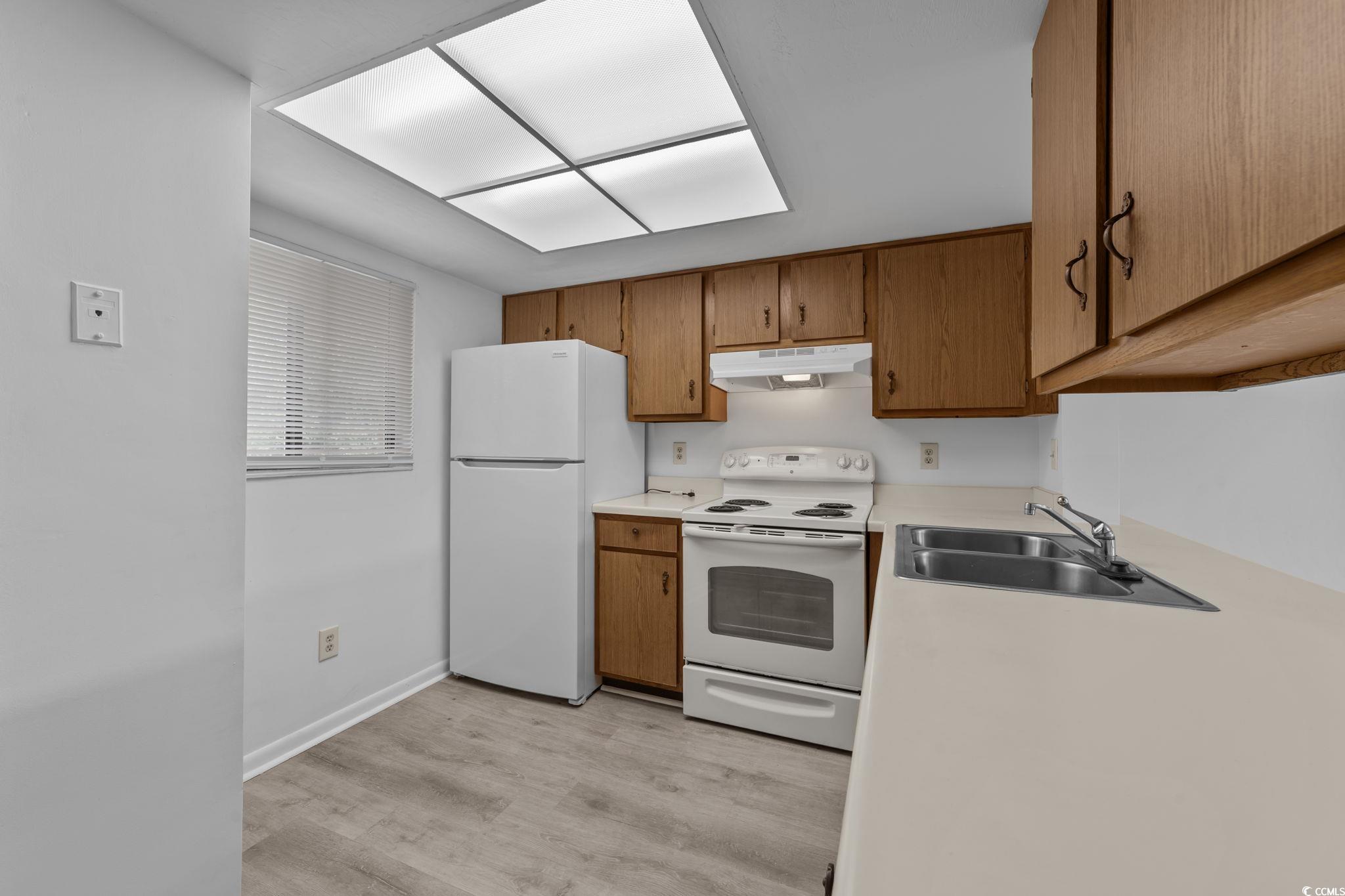 1301 Pridgen Rd. Property Photo 3