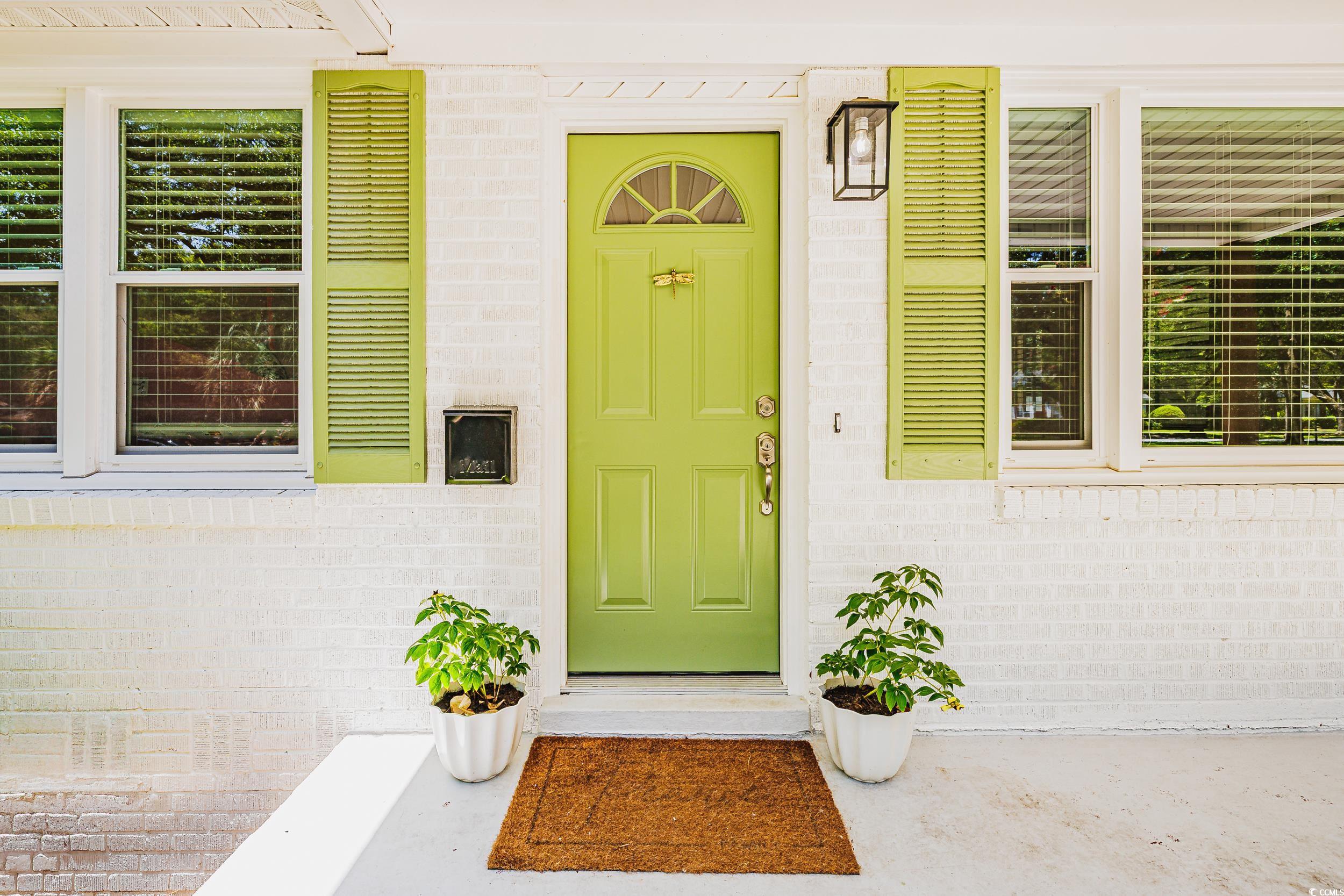 1306 Richmond Dr. Property Photo 2