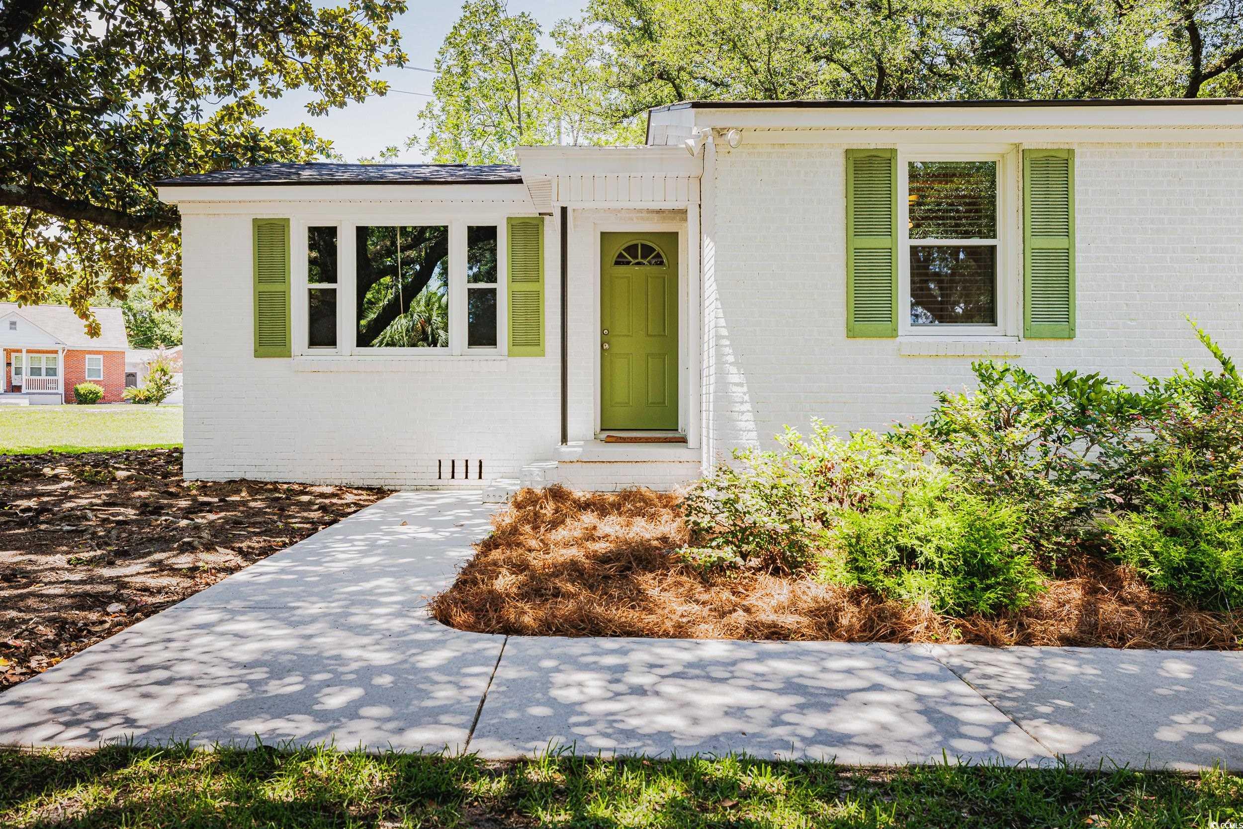 1306 Richmond Dr. Property Photo 3