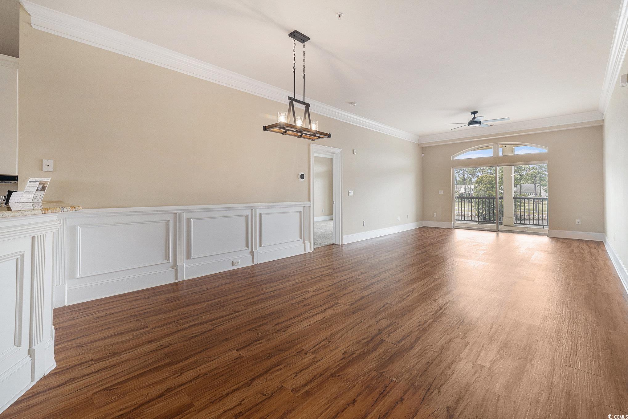 257 Venice Way Property Photo 5