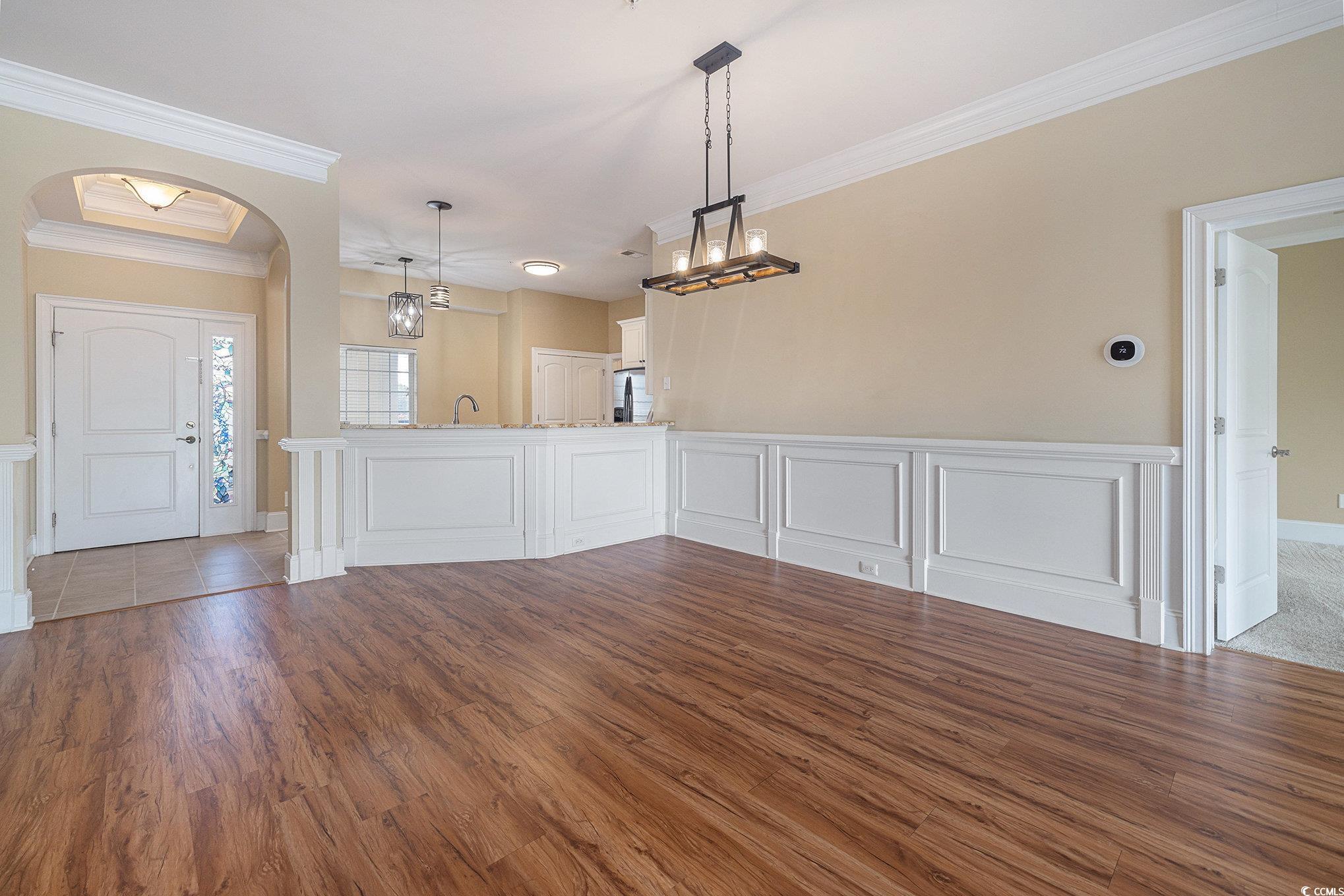 257 Venice Way Property Photo 6