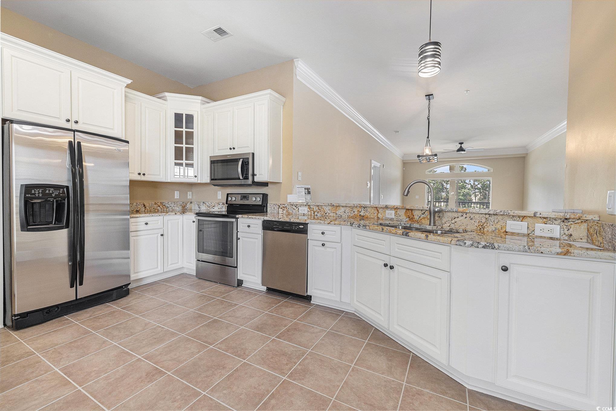 257 Venice Way Property Photo 9