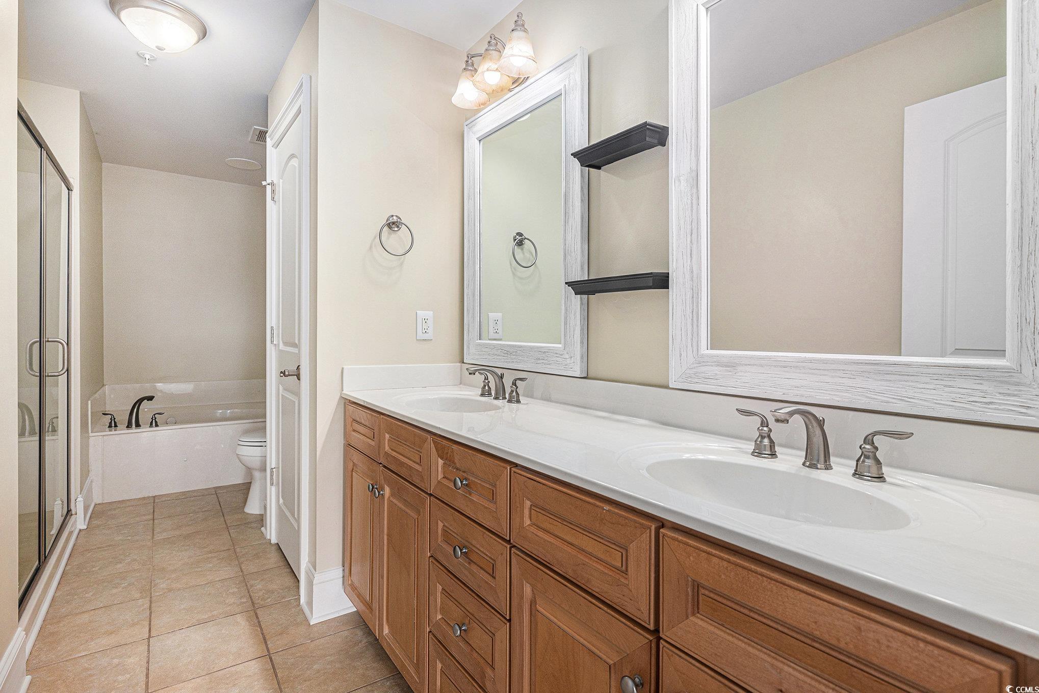 257 Venice Way Property Photo 16