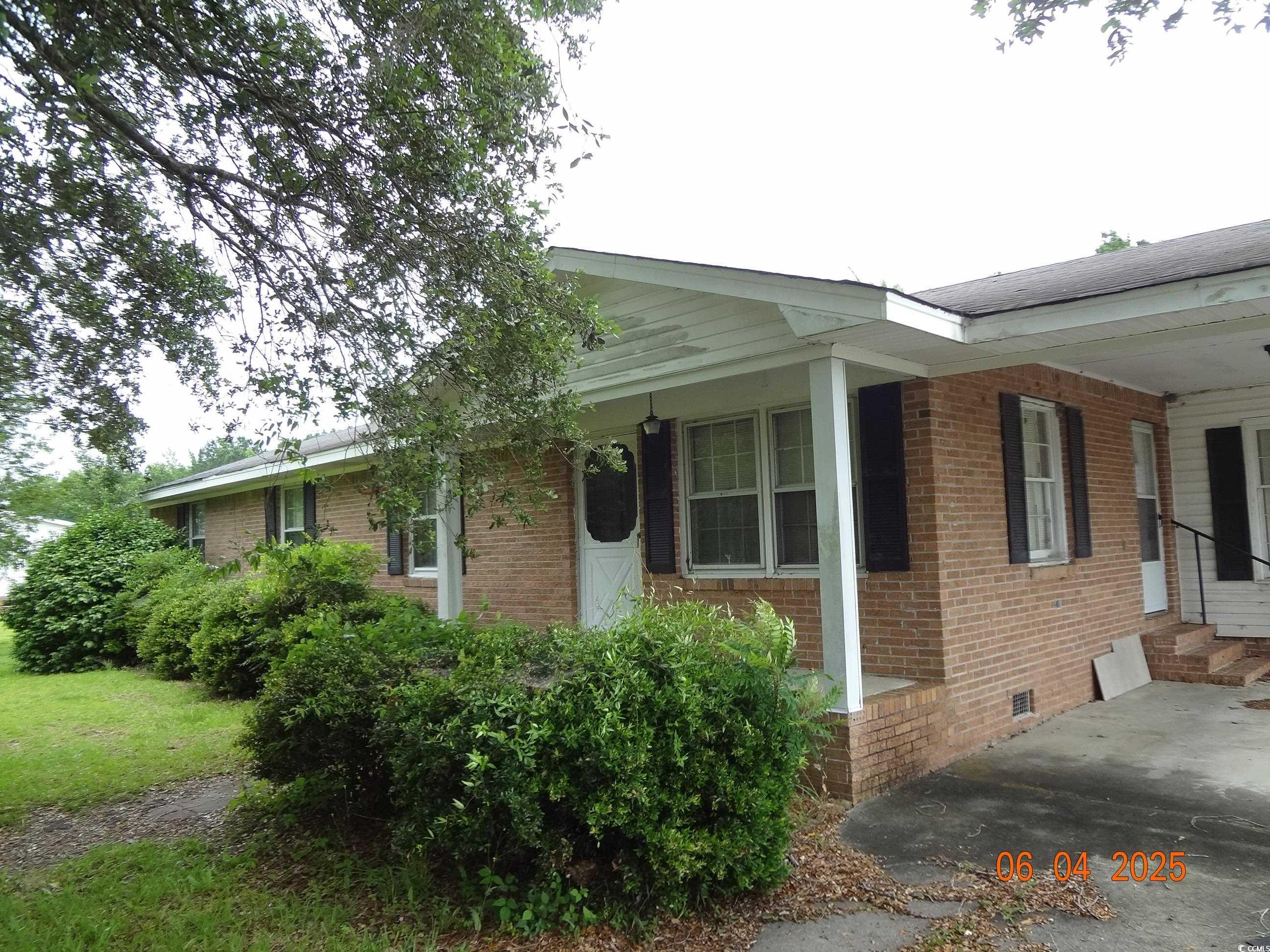1914 Turkey Creek Rd. Property Photo 1