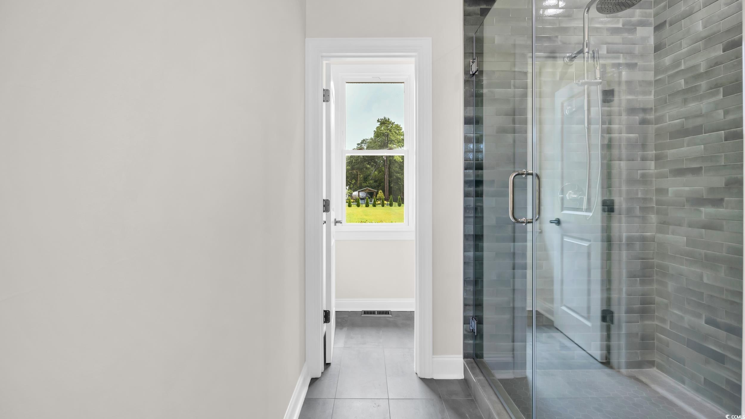 204 Green Lake Dr. Property Photo 17