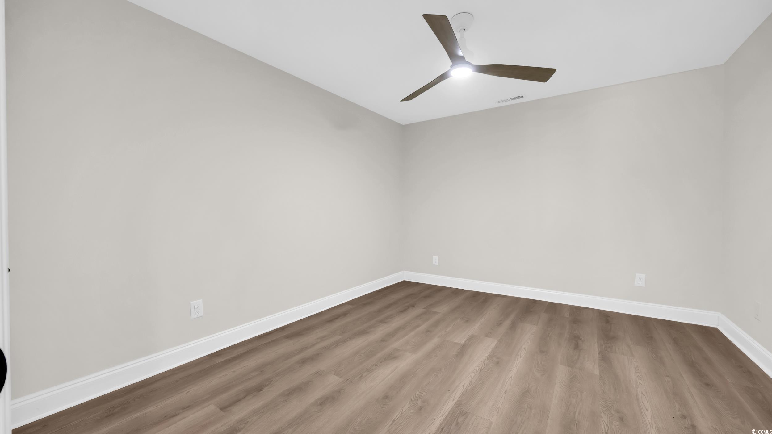 204 Green Lake Dr. Property Photo 24