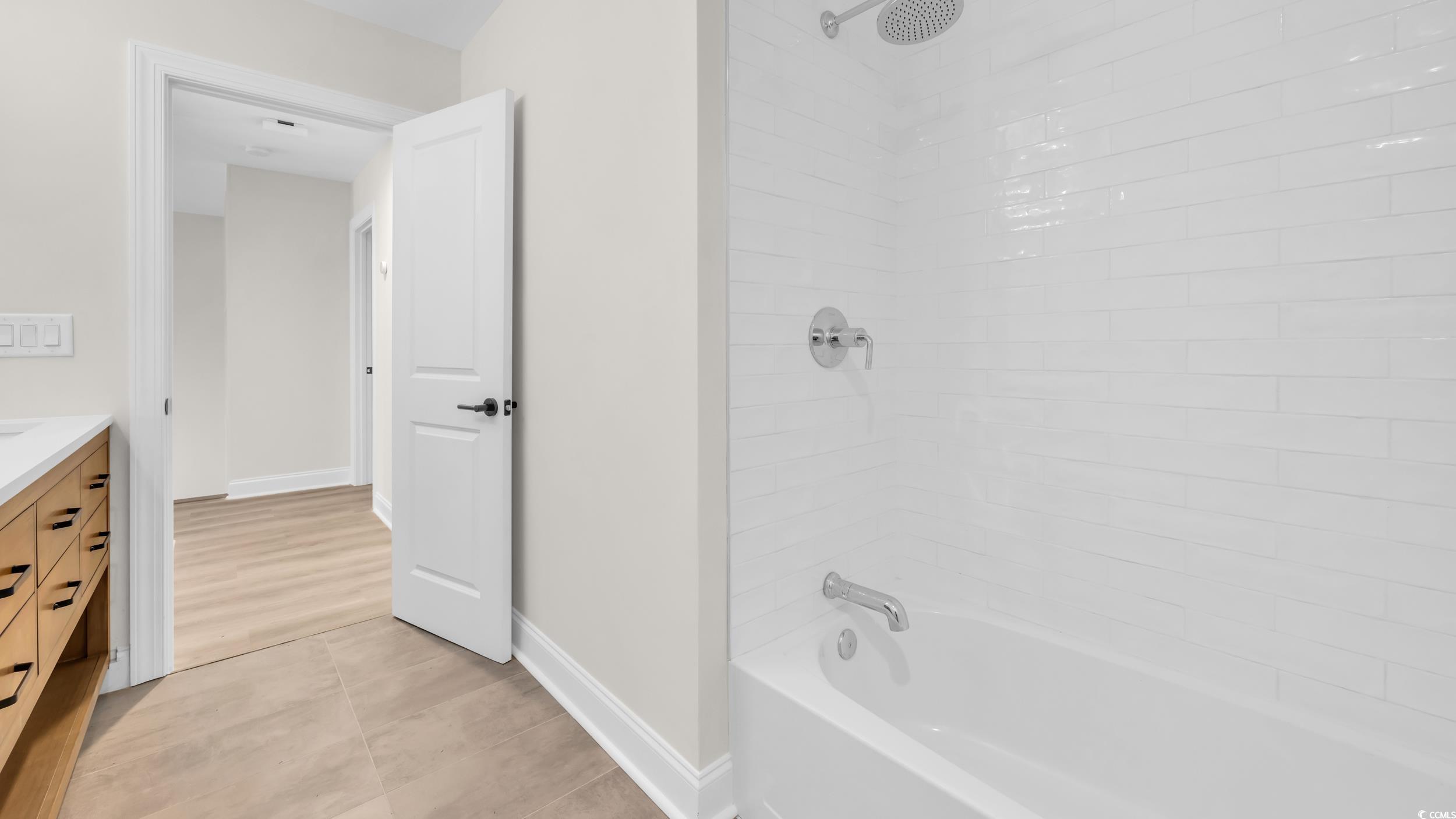 204 Green Lake Dr. Property Photo 26