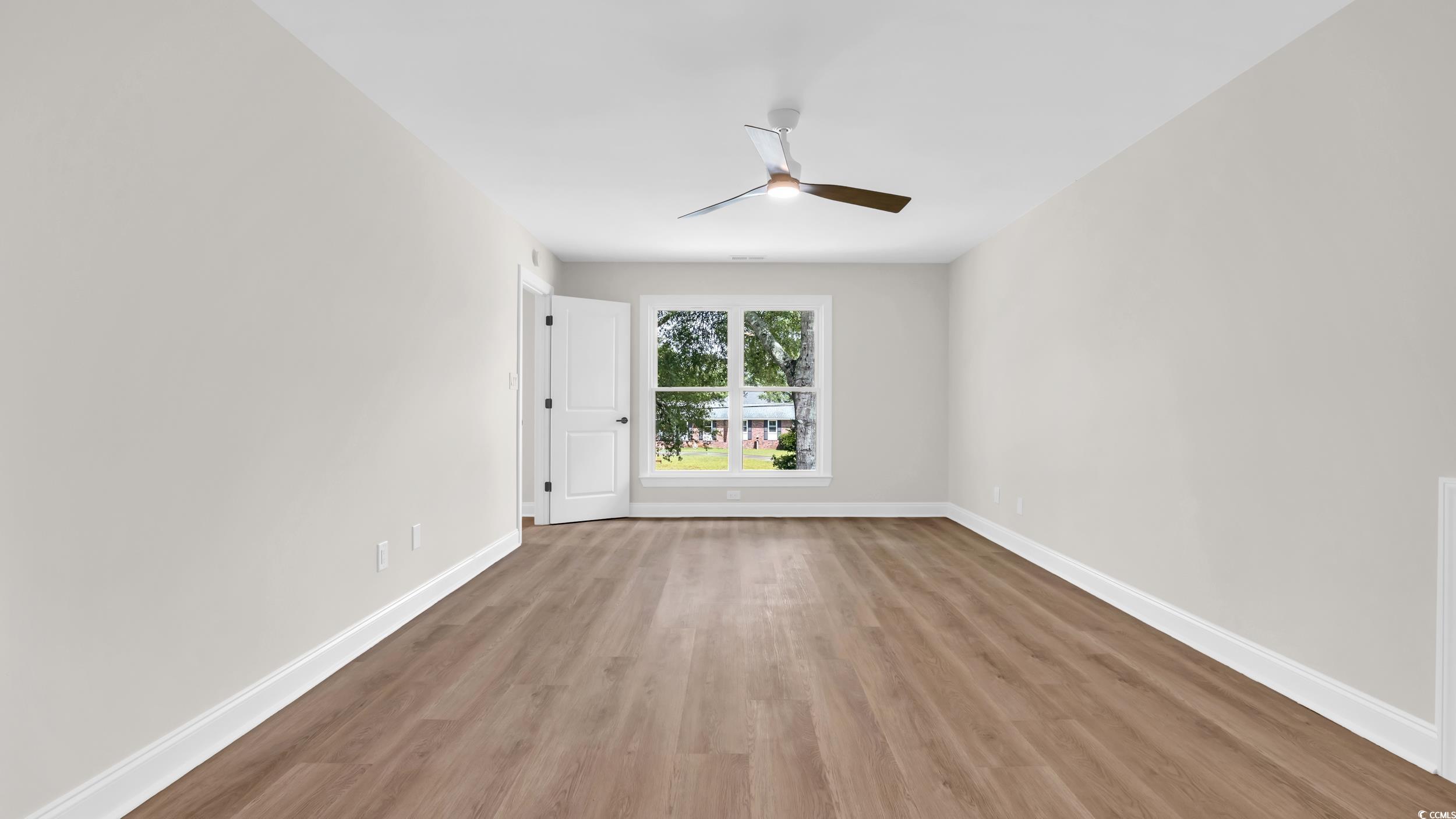 204 Green Lake Dr. Property Photo 32