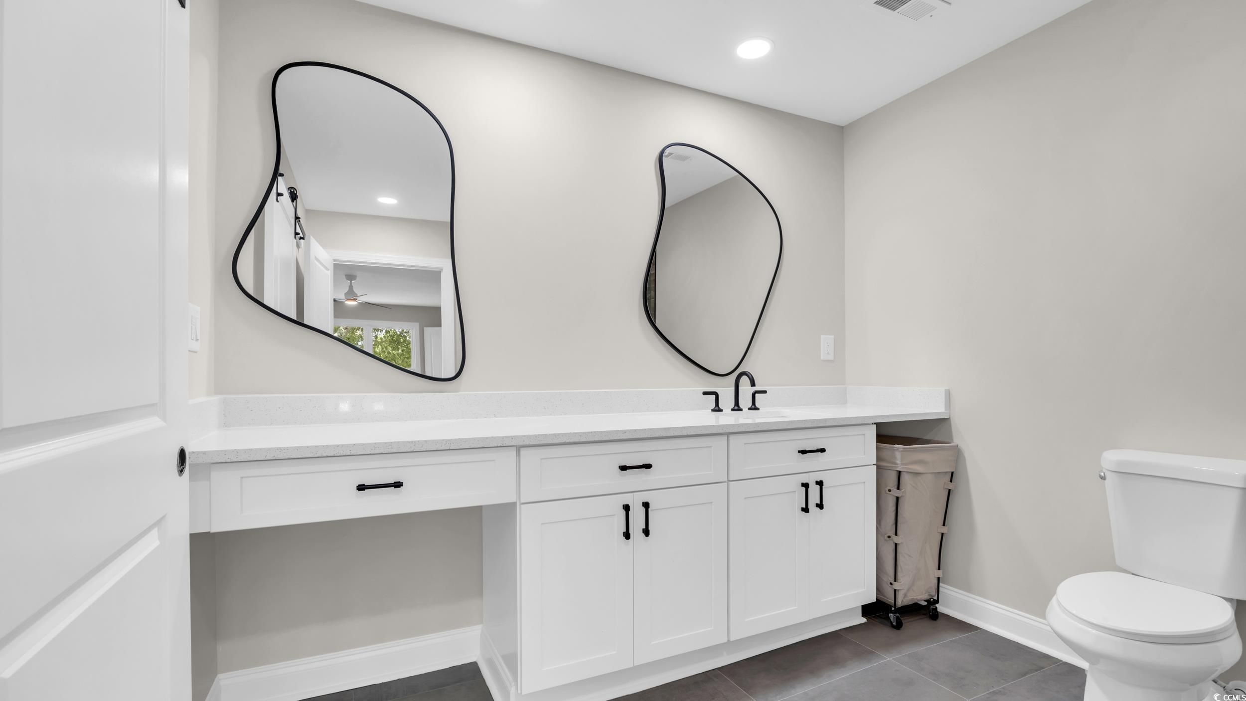 204 Green Lake Dr. Property Photo 33