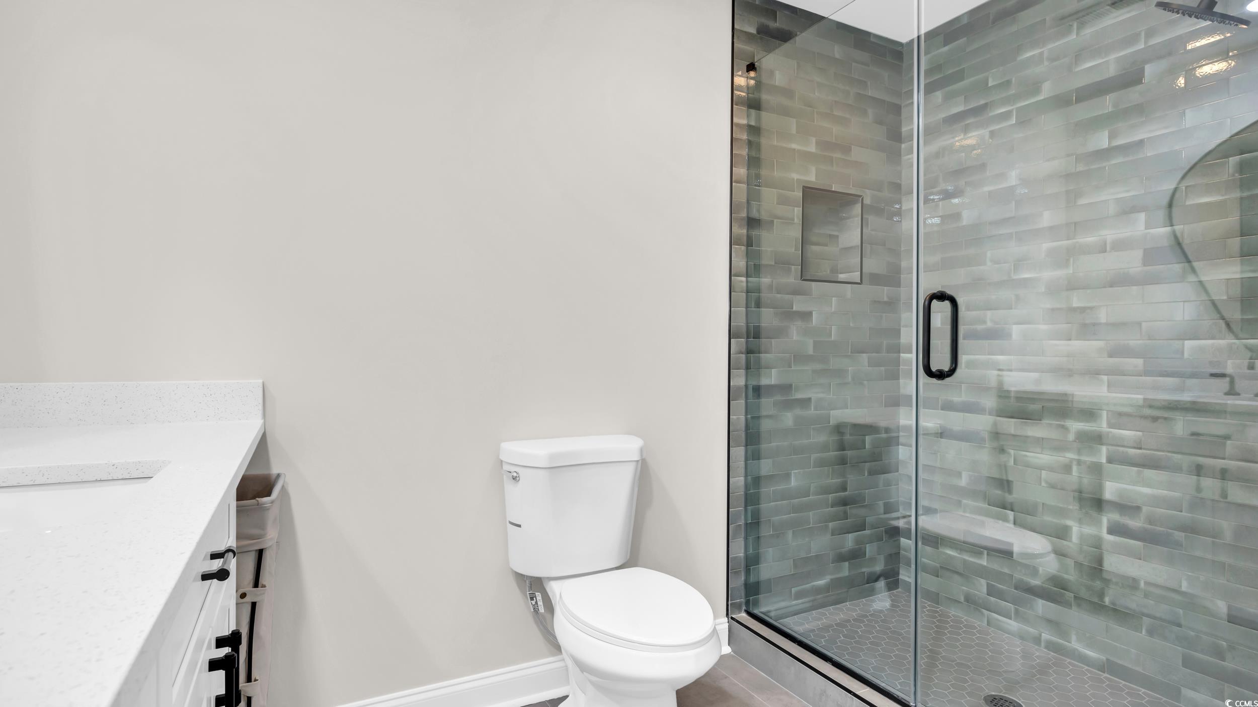 204 Green Lake Dr. Property Photo 34