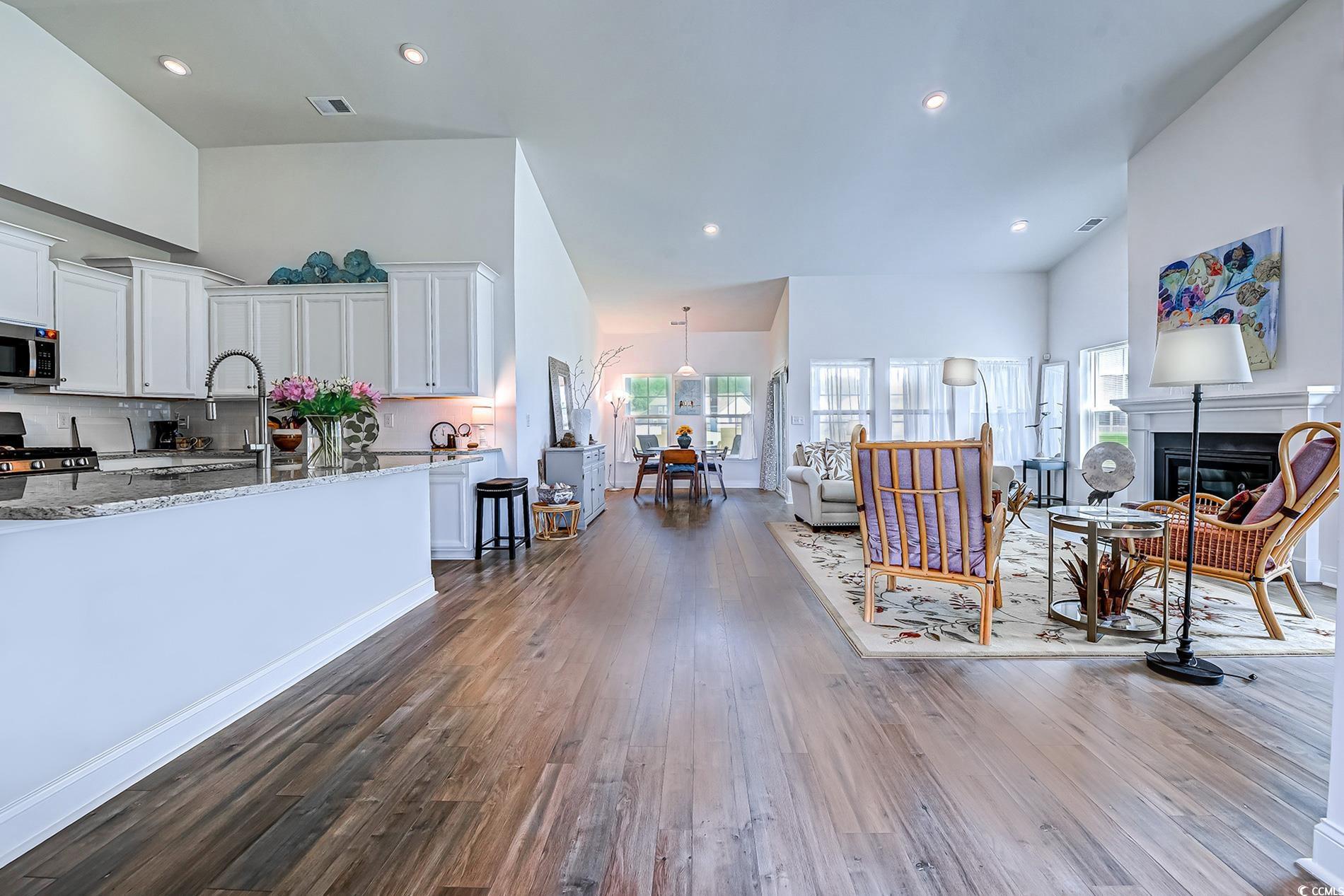 867 Harrison Mill St. Property Photo 8