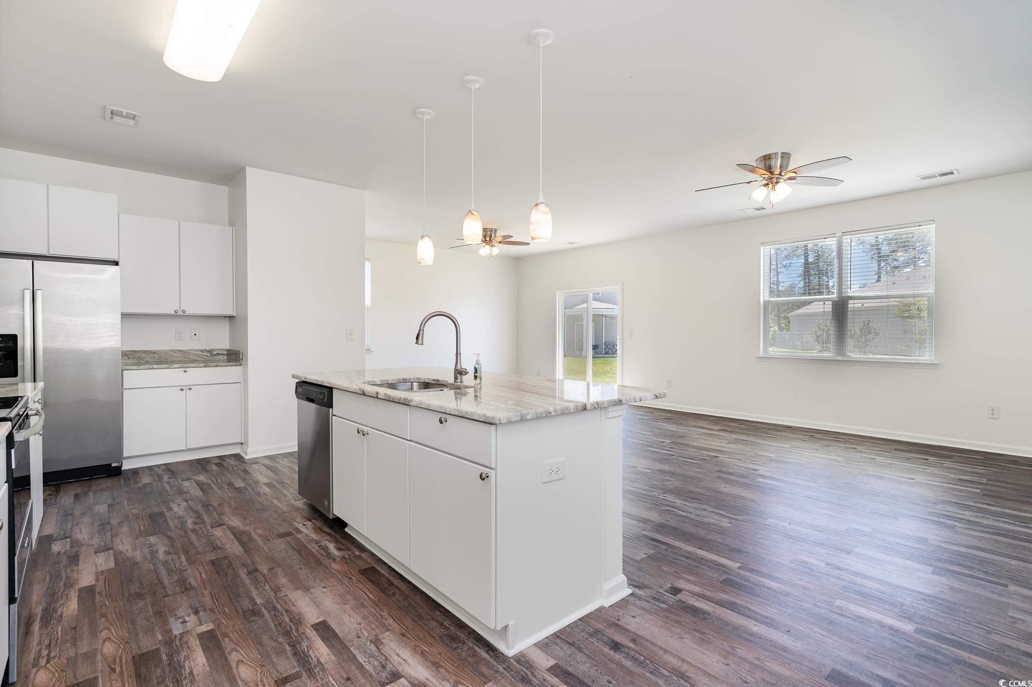 824 Hayes Point Circle Property Photo 8