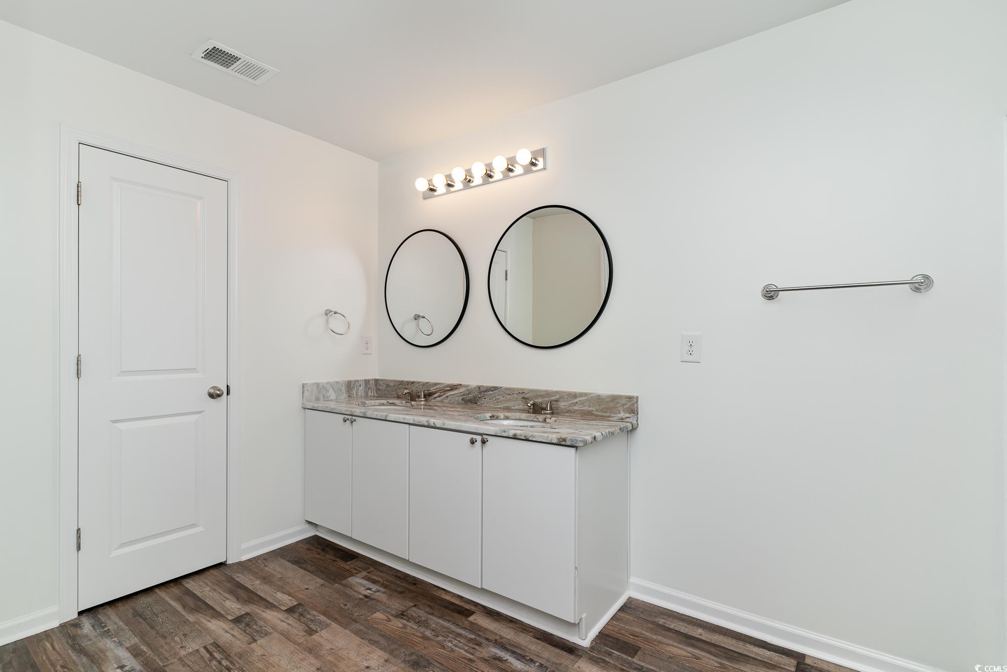 824 Hayes Point Circle Property Photo 28