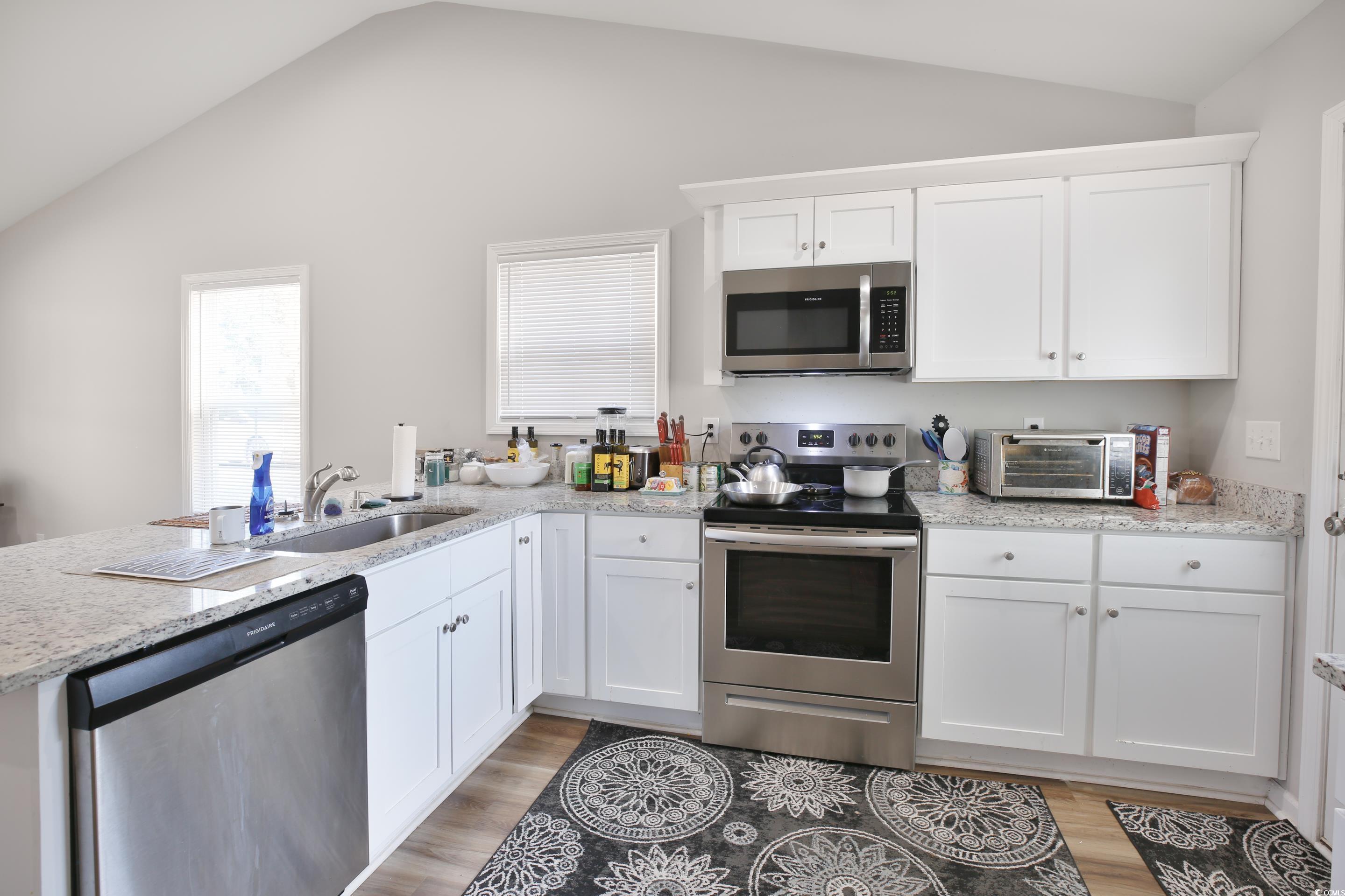 168 Rosedale Dr. Property Photo 11