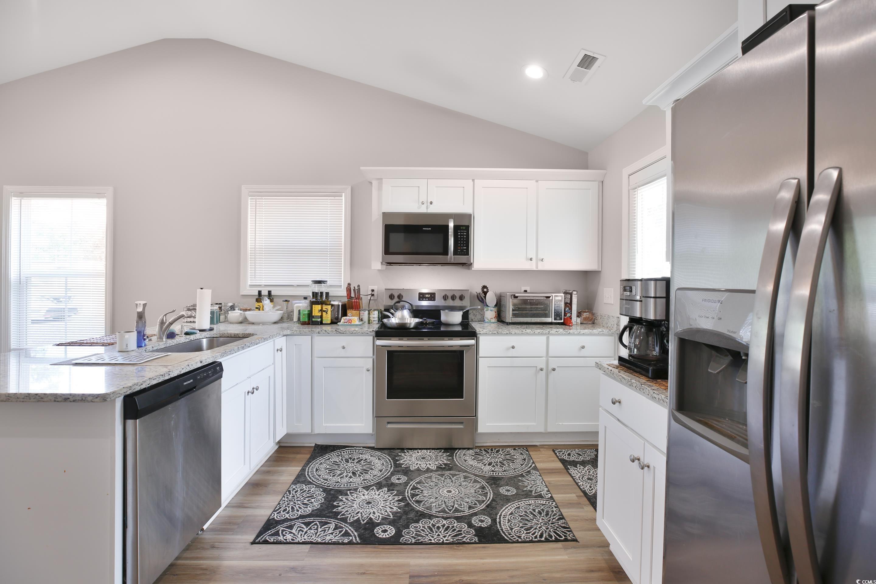 168 Rosedale Dr. Property Photo 12