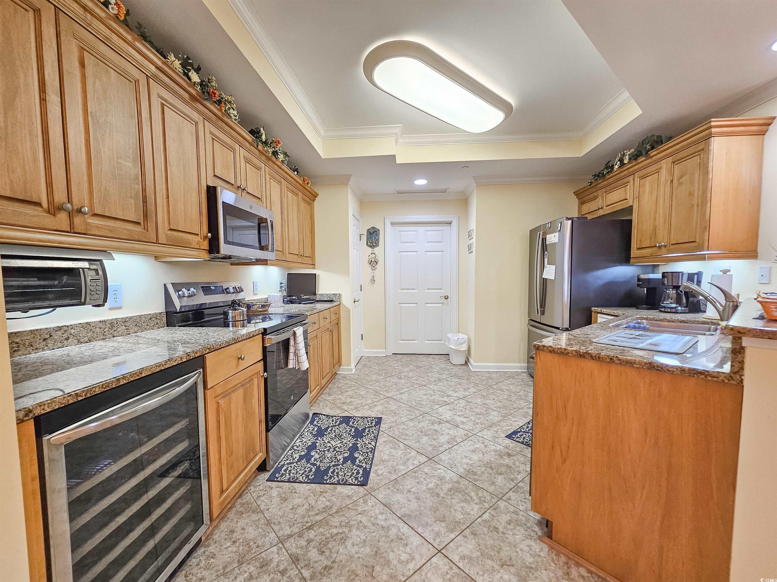 8500 Margate Circle Property Photo 17