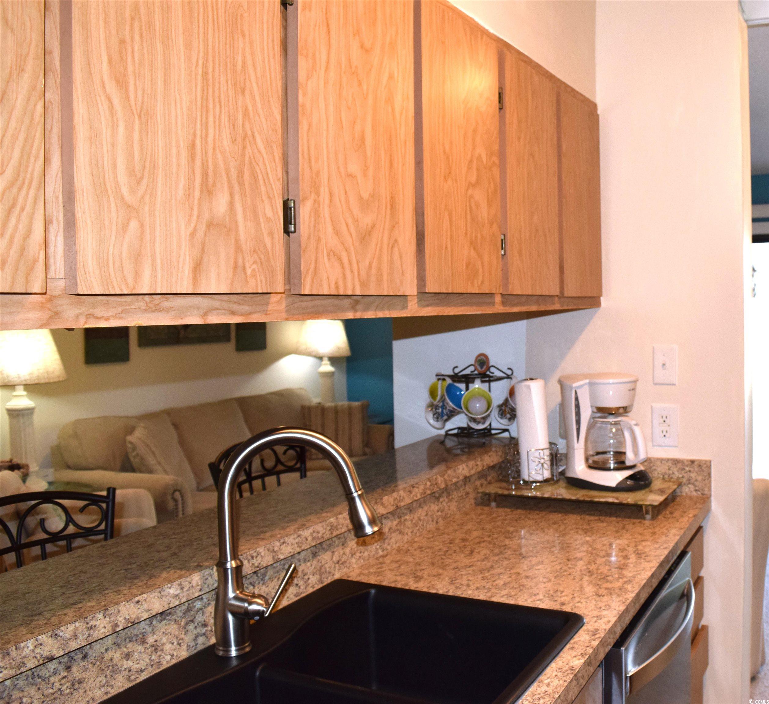 9661 Shore Dr. Property Photo 15