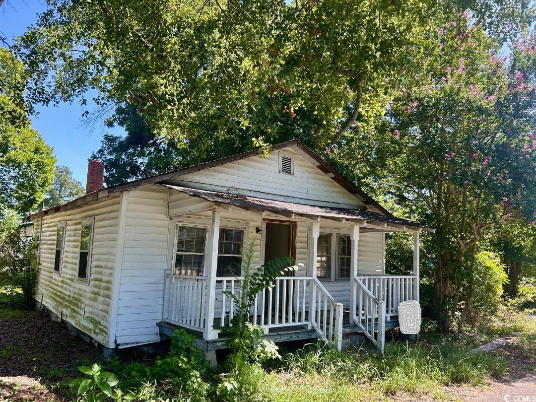 817 Simmons St. Property Photo 1