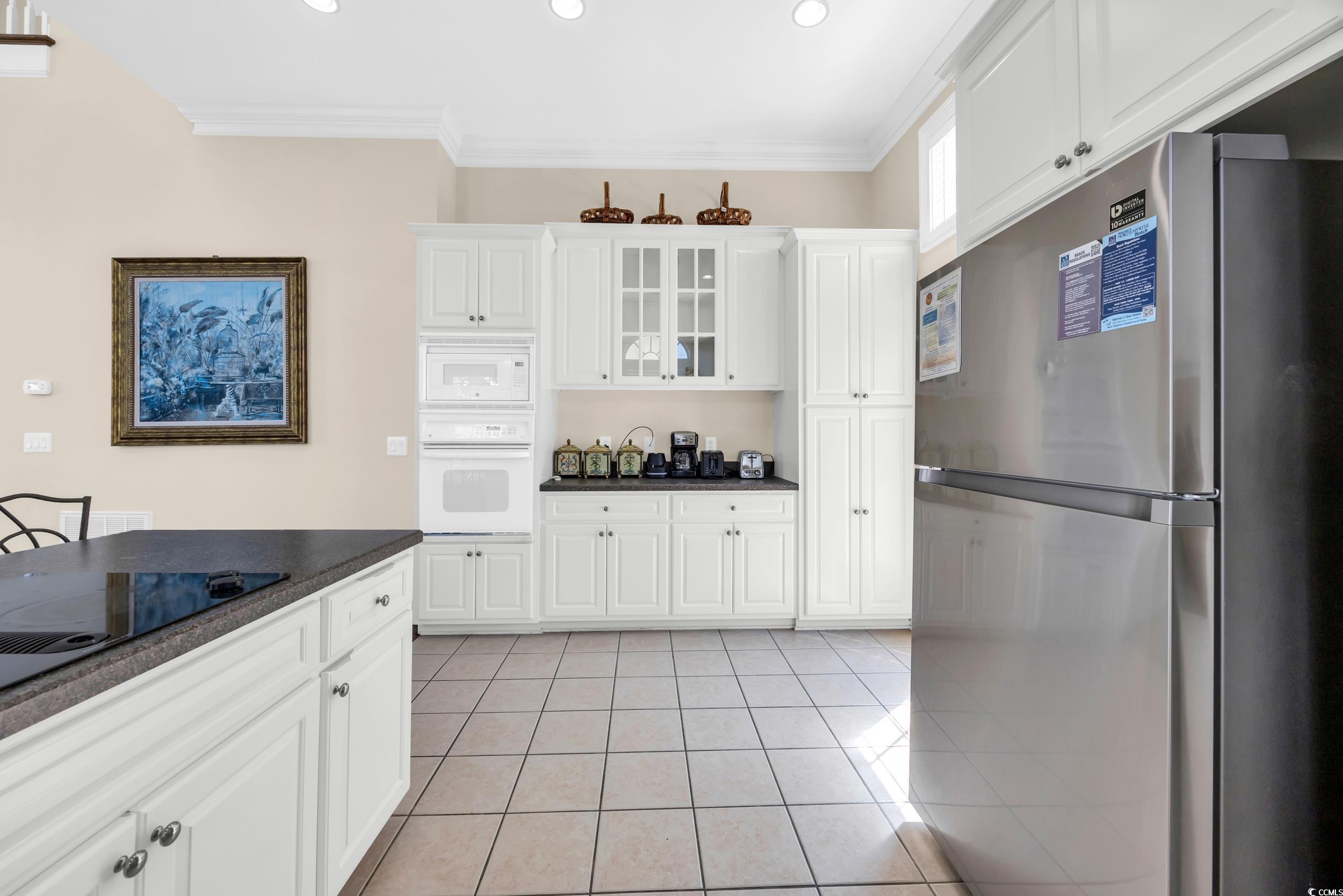 4725 Harmony Ln. Property Photo 10