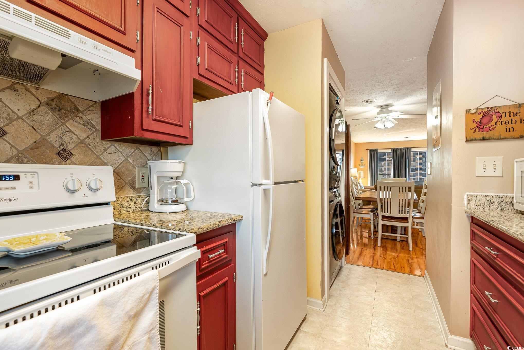 9621 Shore Dr. Property Photo 12