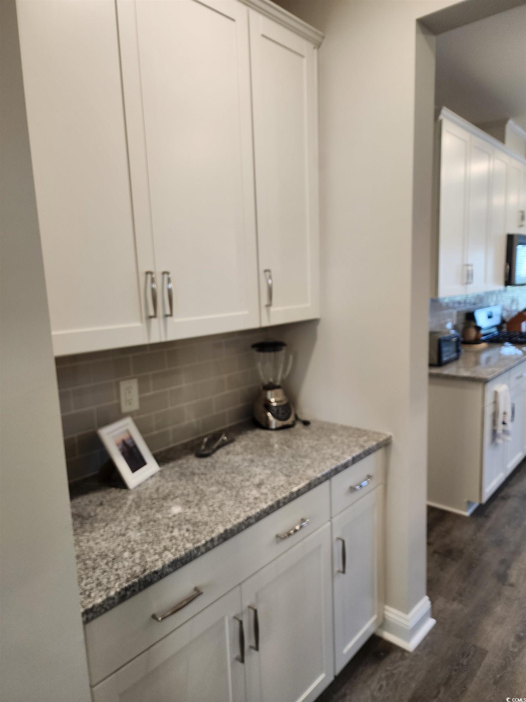 345 Mikita Dr. Property Photo 7