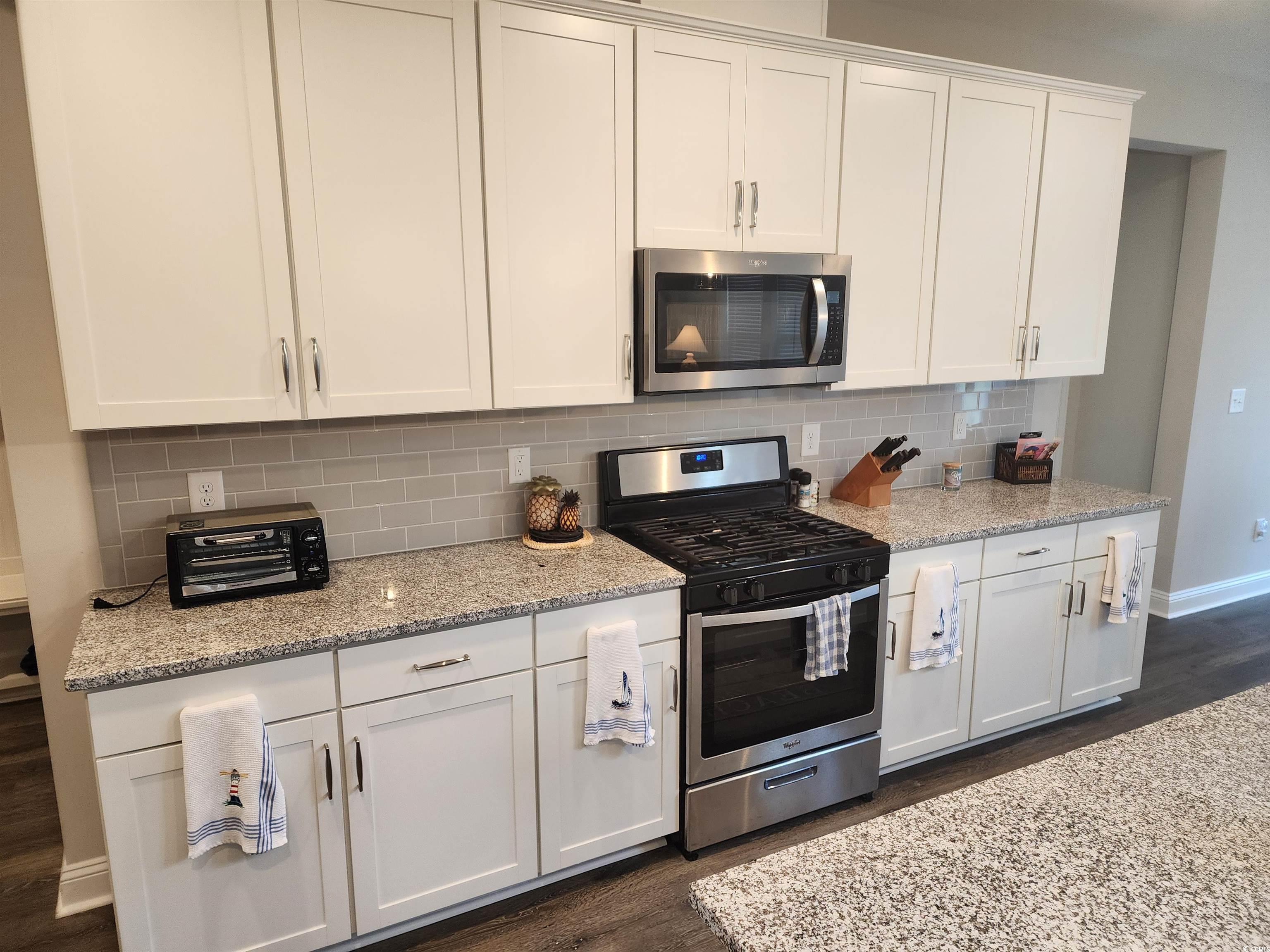 345 Mikita Dr. Property Photo 11