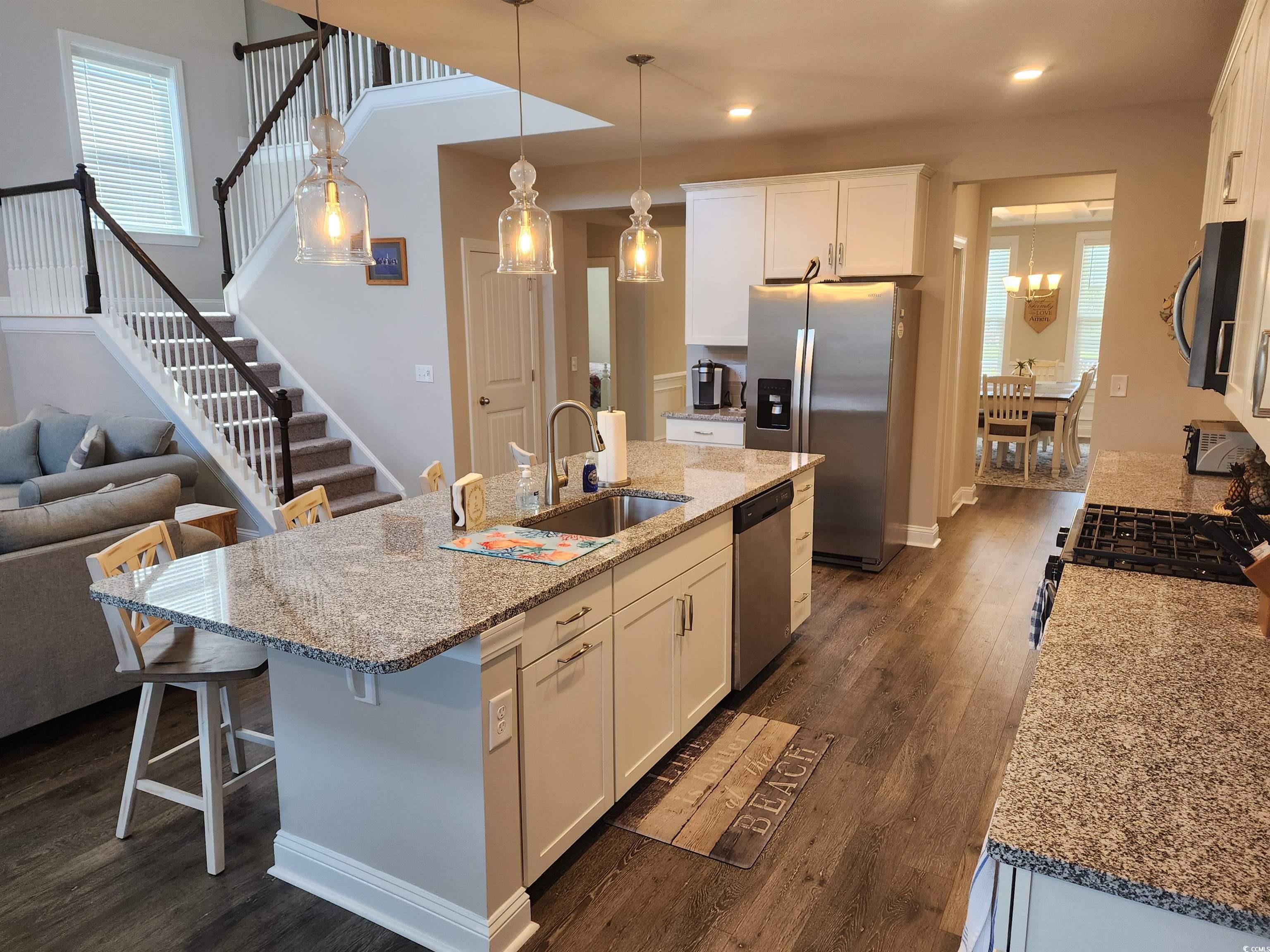 345 Mikita Dr. Property Photo 13