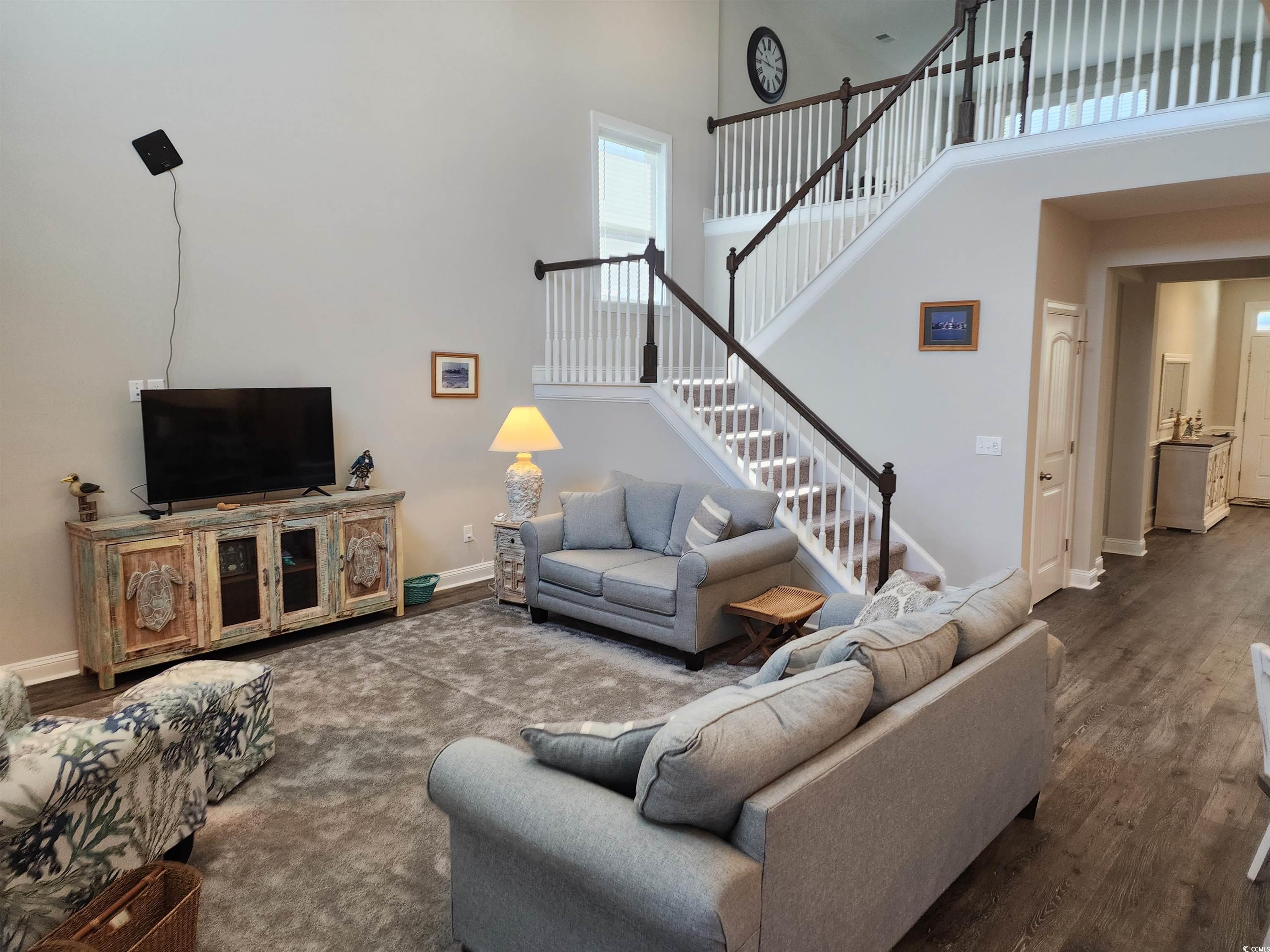 345 Mikita Dr. Property Photo 33