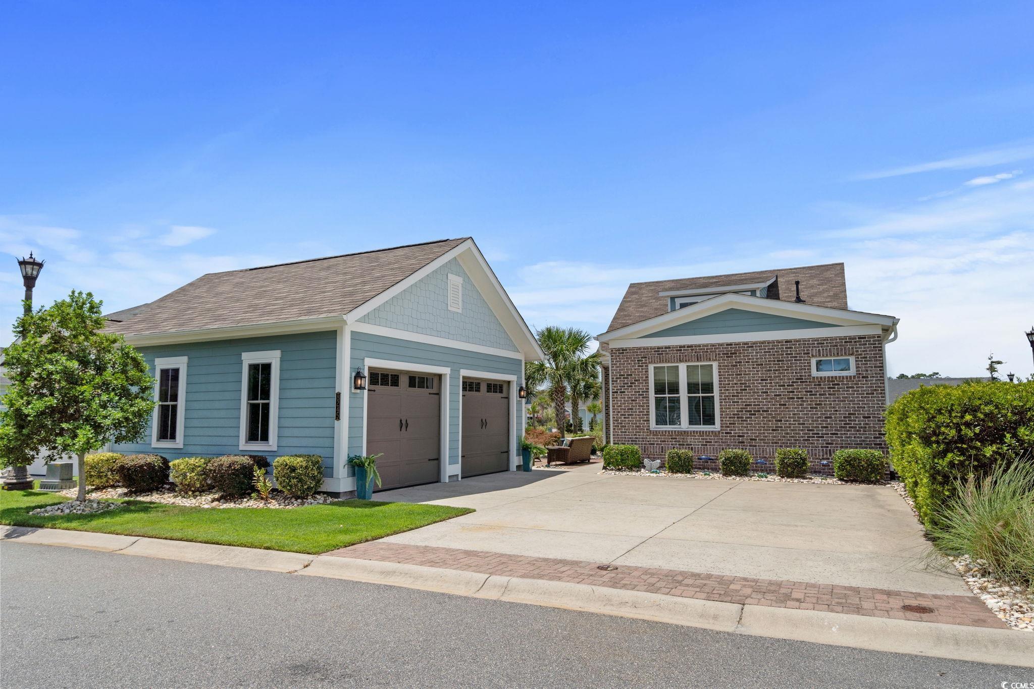 8245 Sandlapper Way Property Photo 2