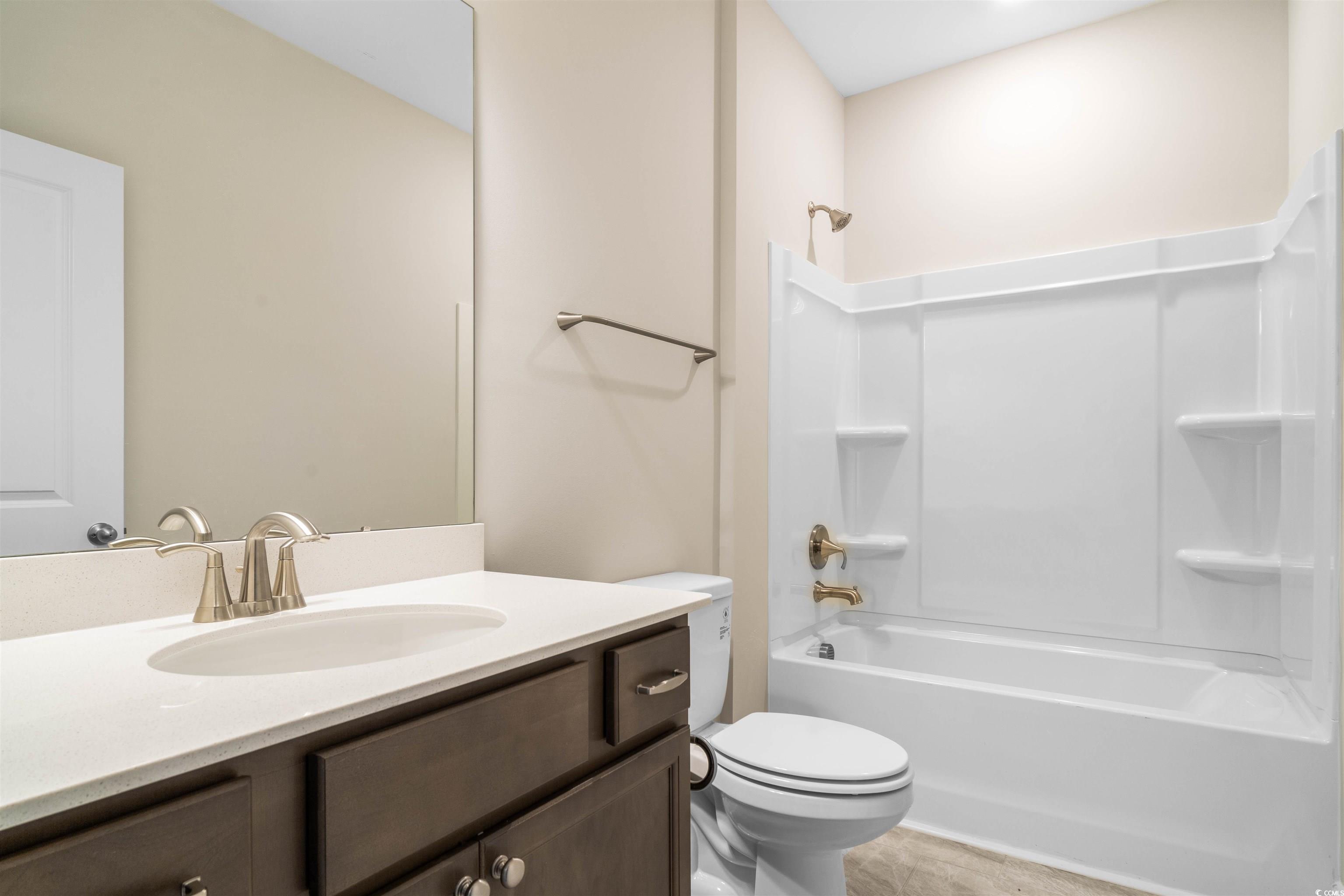 1045 Nw Rosefield Way Property Photo 5